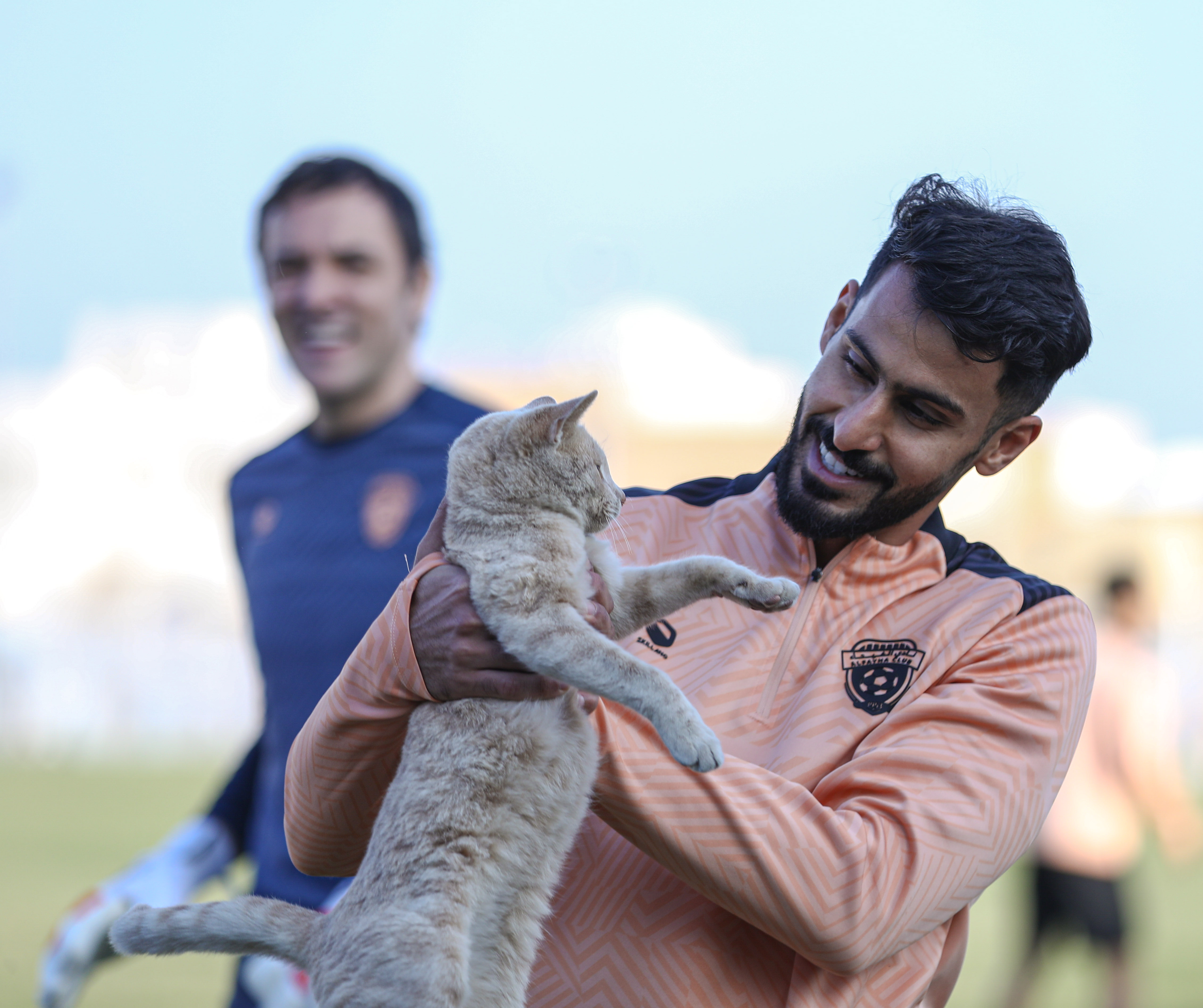 الفيحاء‬ ينهي تحضيراته لمواجهة ‫الهلال‬ ، وبعثة الفريق تغادر إلى الرياض.