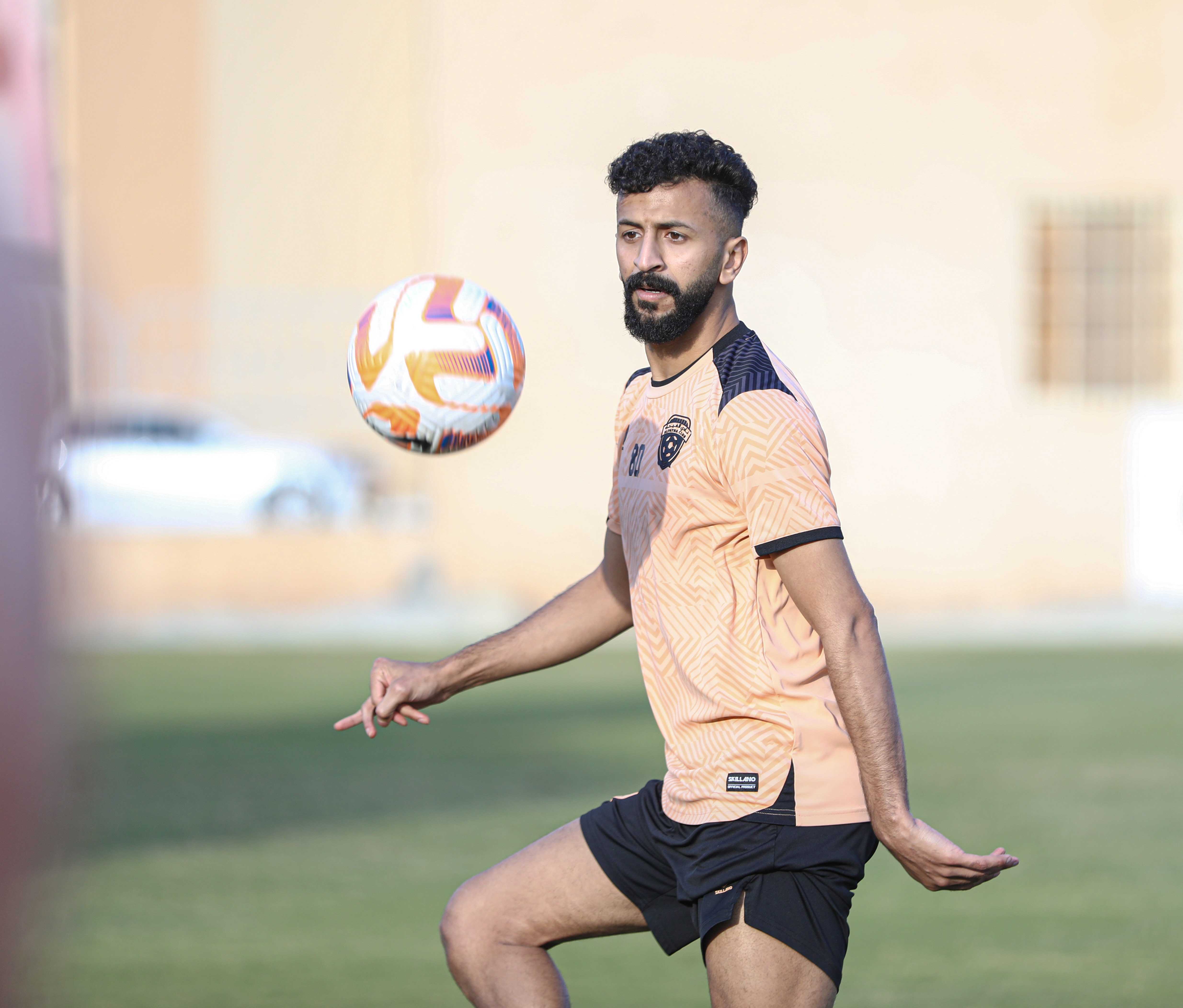 الفيحاء‬ ينهي تحضيراته لمواجهة ‫الهلال‬ ، وبعثة الفريق تغادر إلى الرياض.