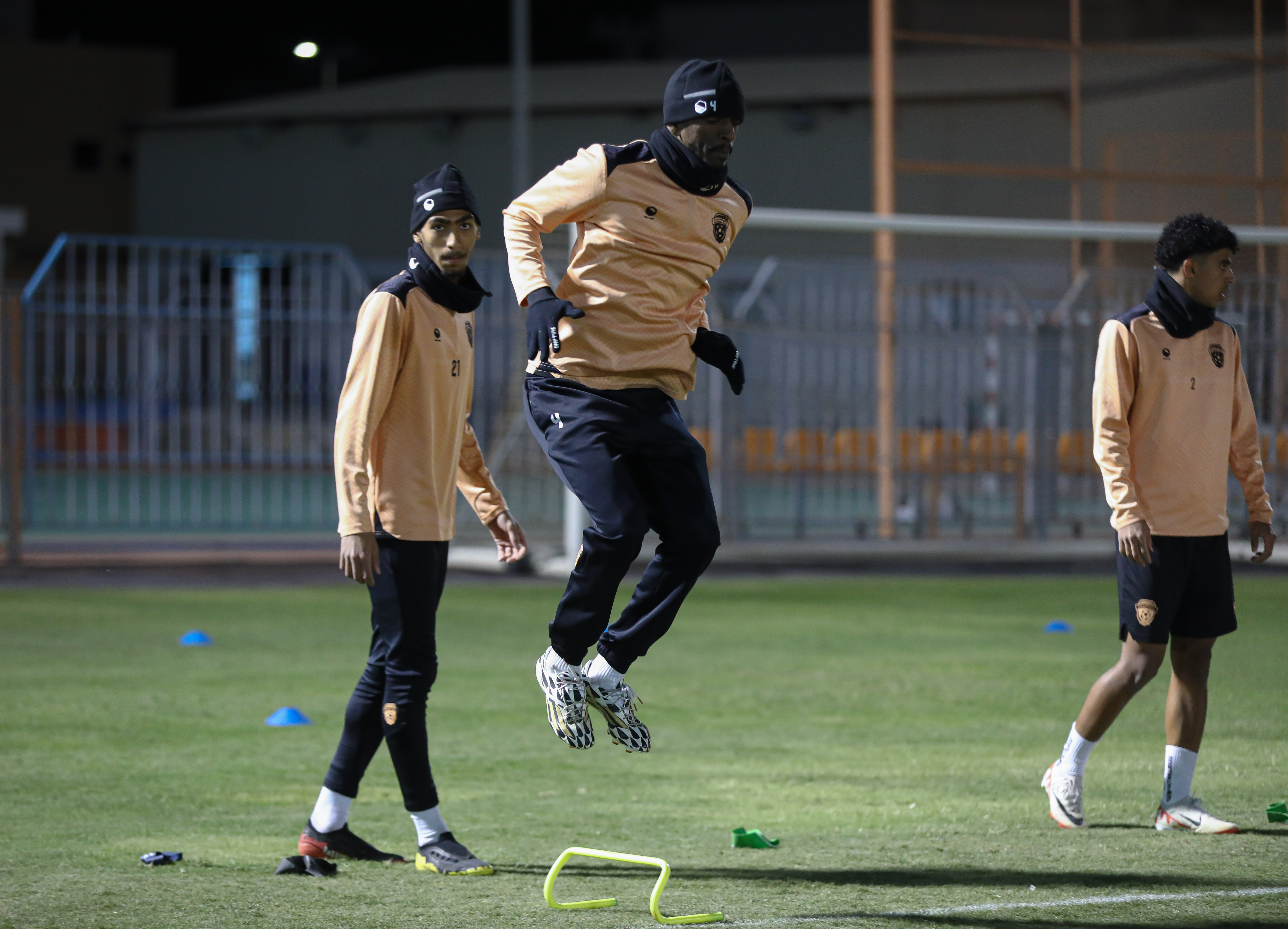 الفيحاء يواصل تدريباته على ملعب معالي الشيخ عبدالعزيز التويجري بالنادي