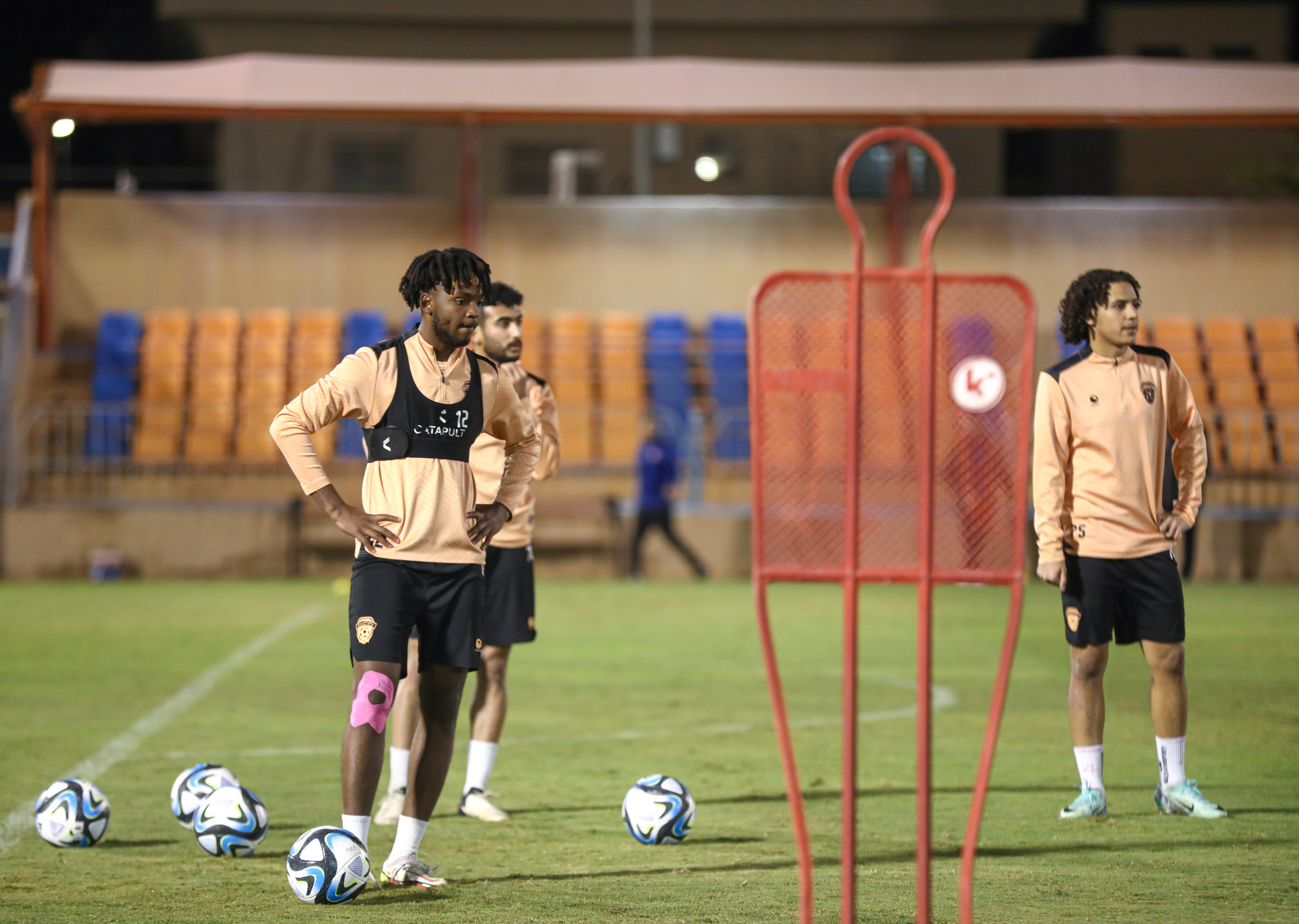 الفيحاء يواصل تدريباته اليومية استعداداً لمواجهة الإتحاد