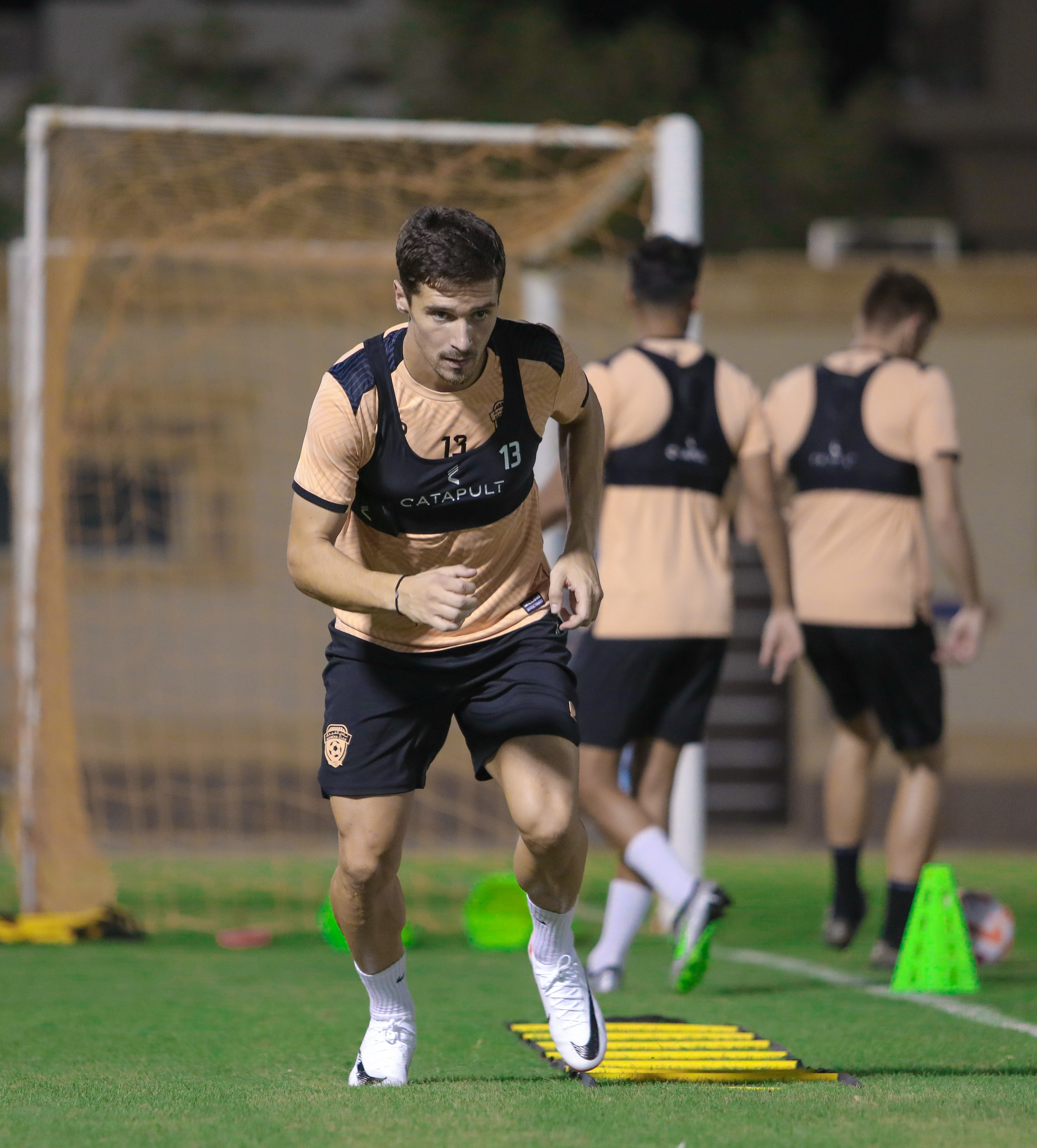 الفيحاء يواصل تدريباته اليومية استعداداً لمواجهة الهلال