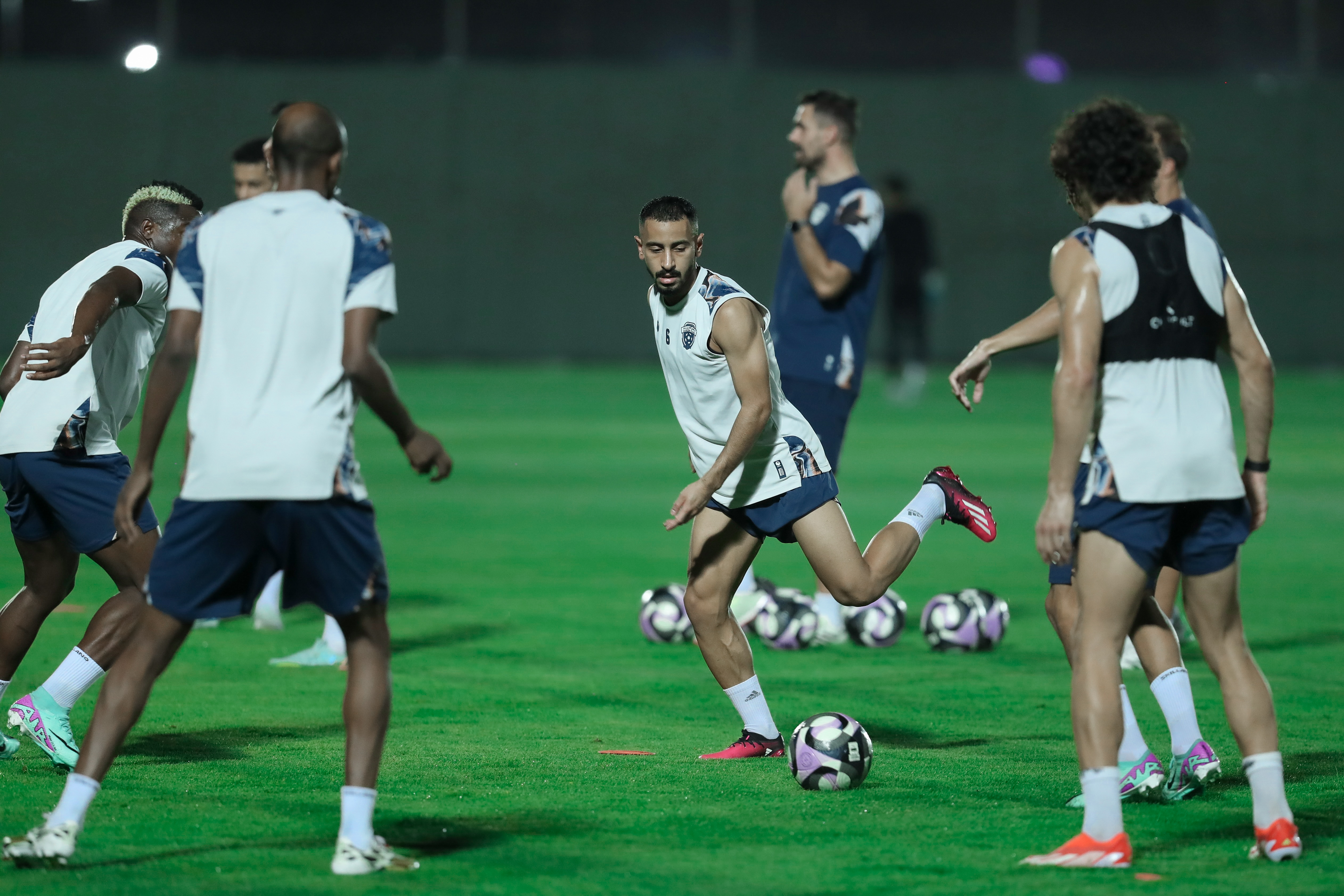 الفيحاء يجري مرانه الرئيس استعداداً لمواجهة الصفا الودية