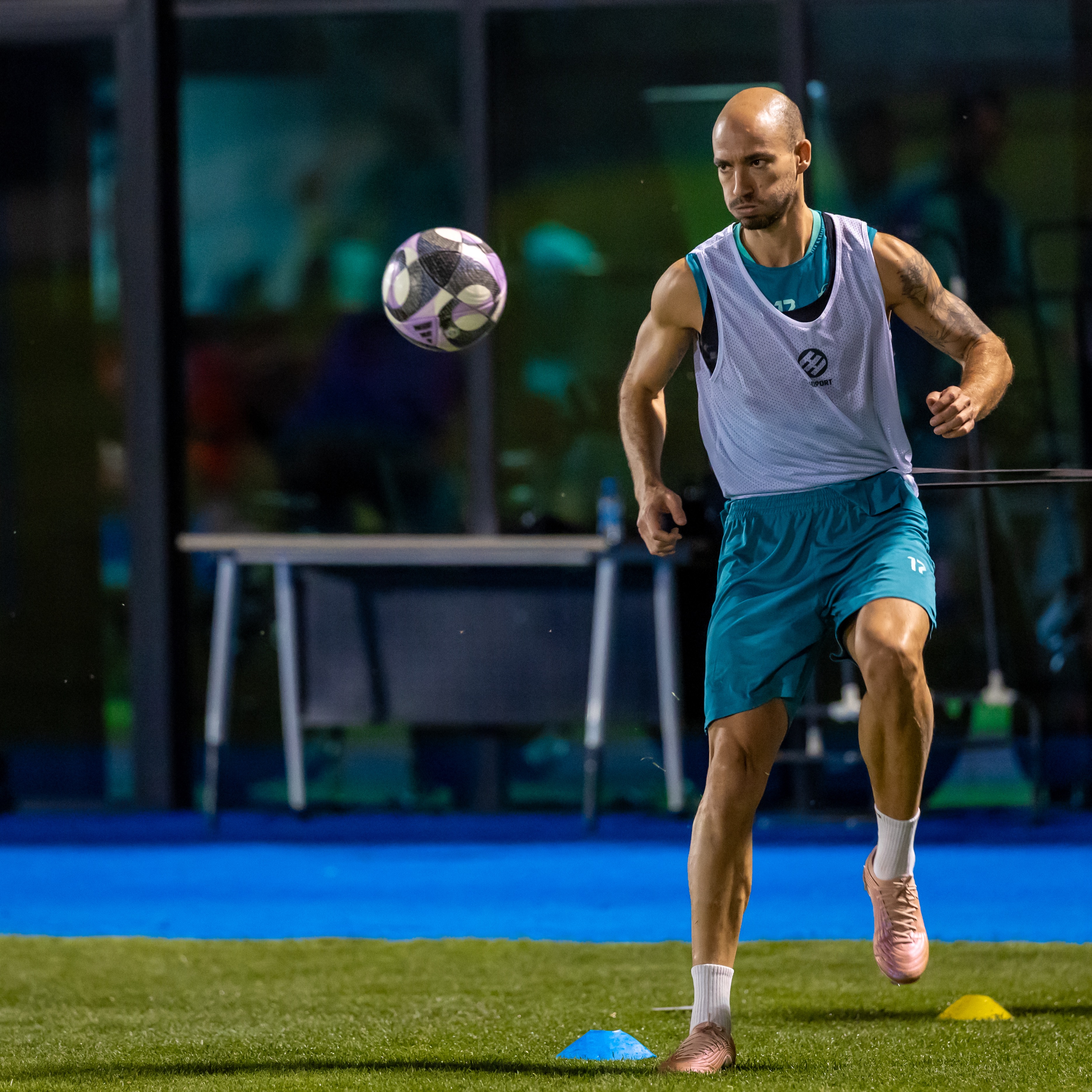 الفيحاء يواصل تدريباته اليومية بمقر النادي