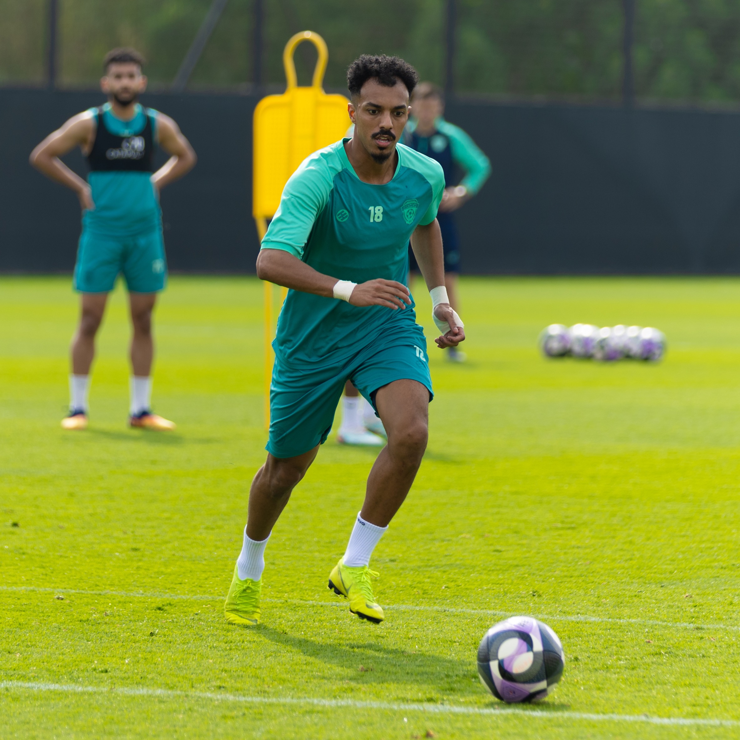 الفيحاء يواصل برنامجه الإعدادي في معسكر العين بحصتين تدريبيتين