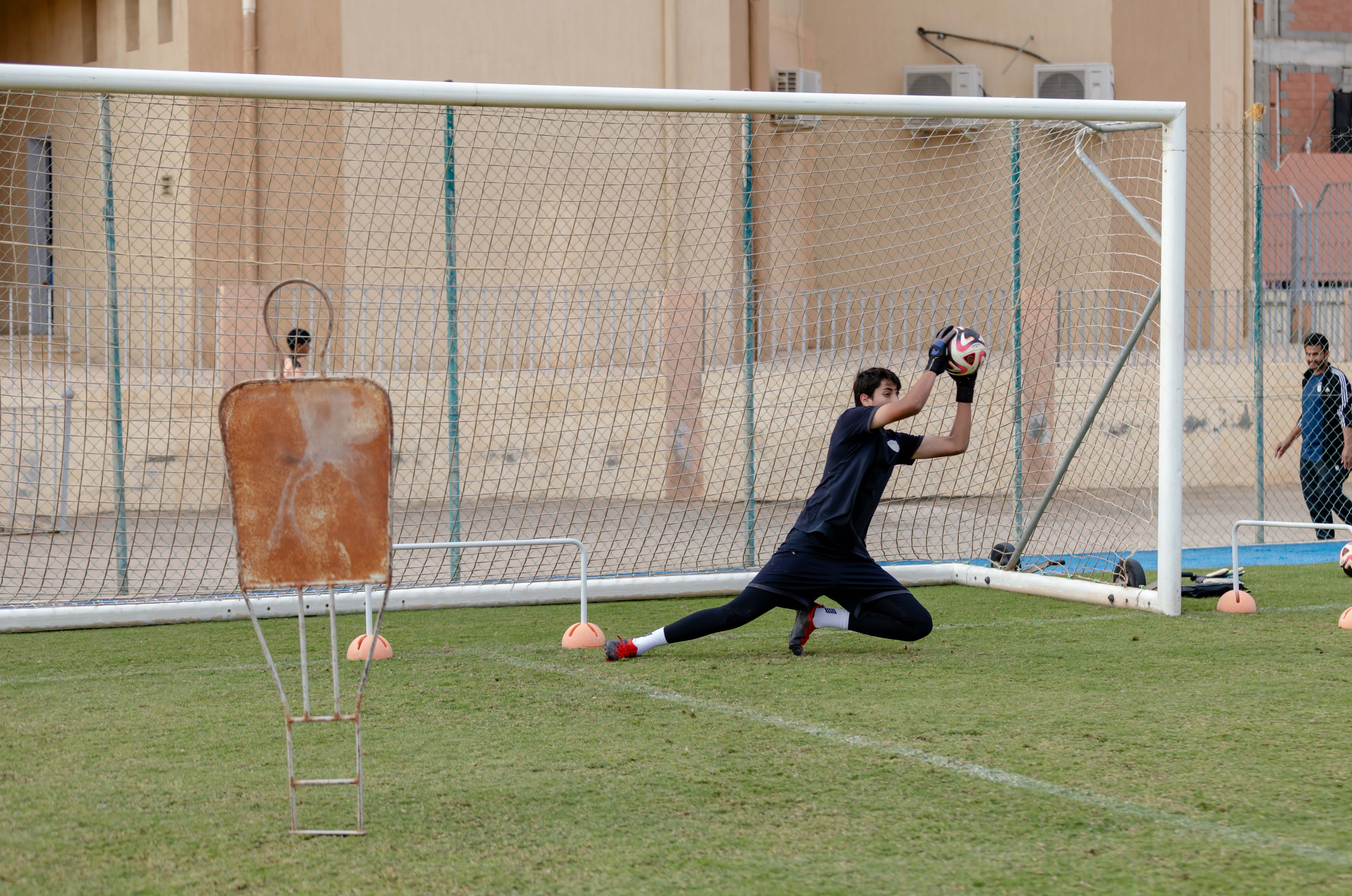 الفيحاء تحت 15 سنة يجري تمرينه الرئيس لمواجهة نظيره نادي الهلال