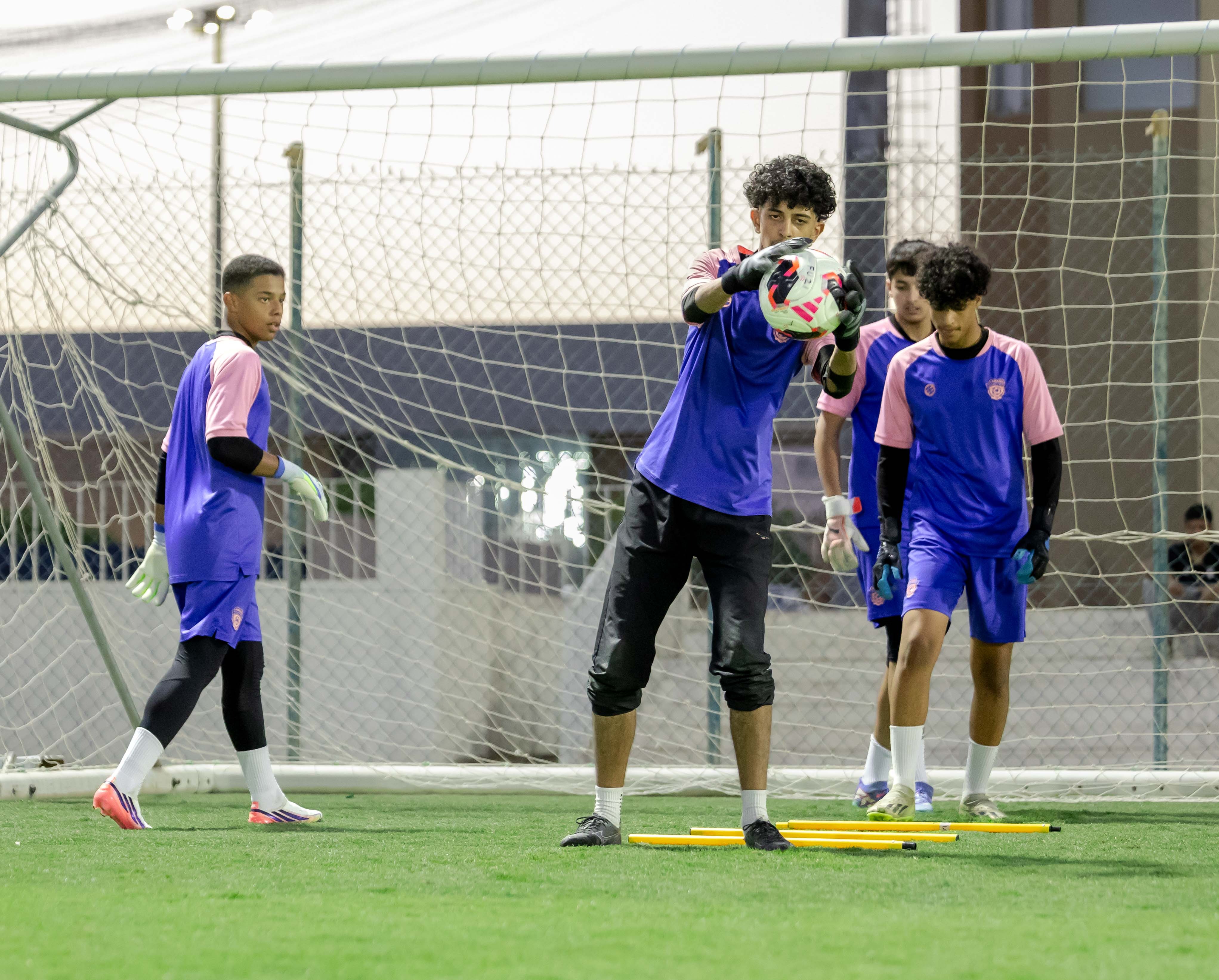 الفيحاء U21 يُجري تمرينه الرئيس استعدادًا لملاقاة النجمة .