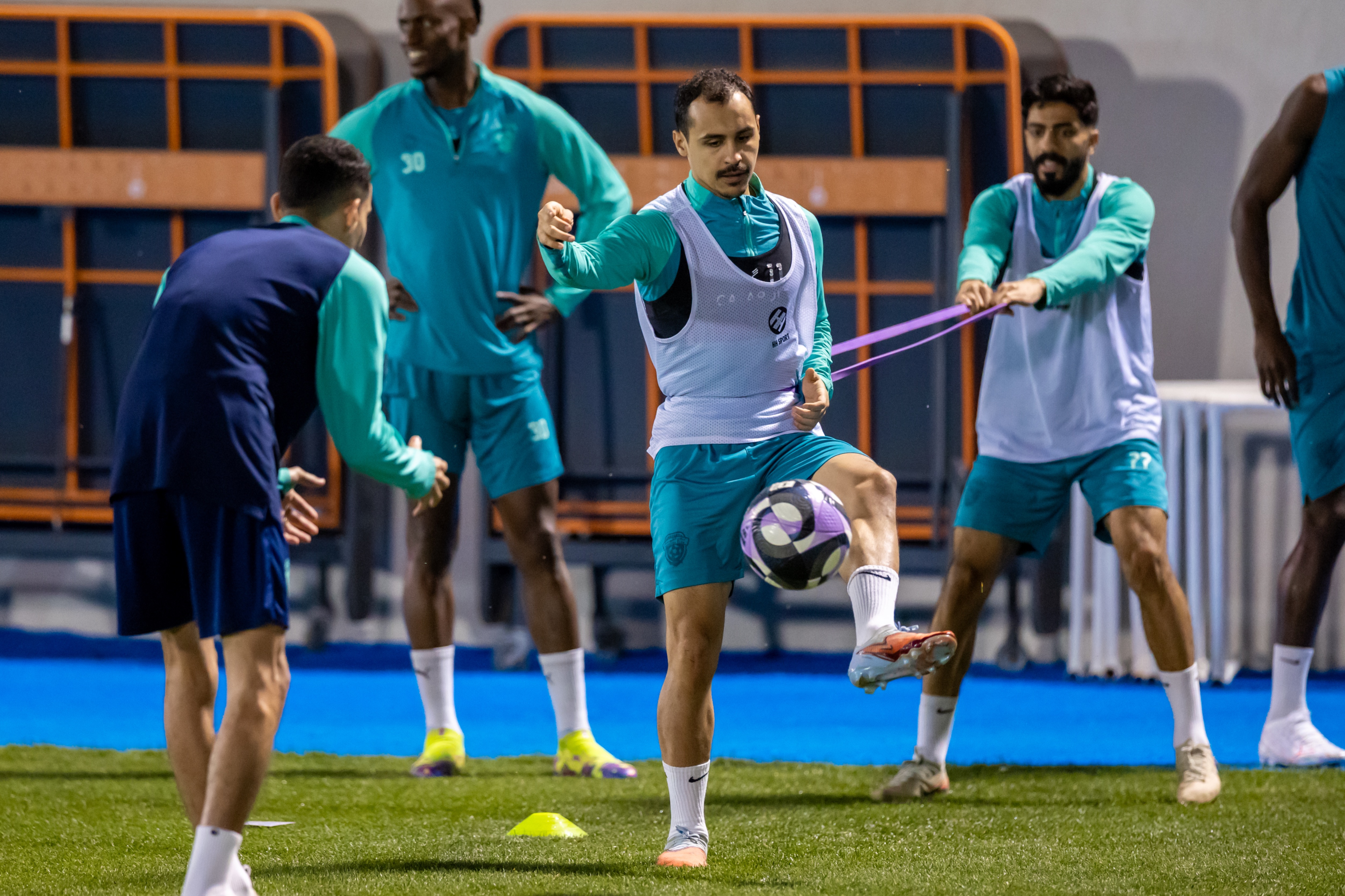 الفيحاء يواصل تدريباته اليومية بمقر النادي