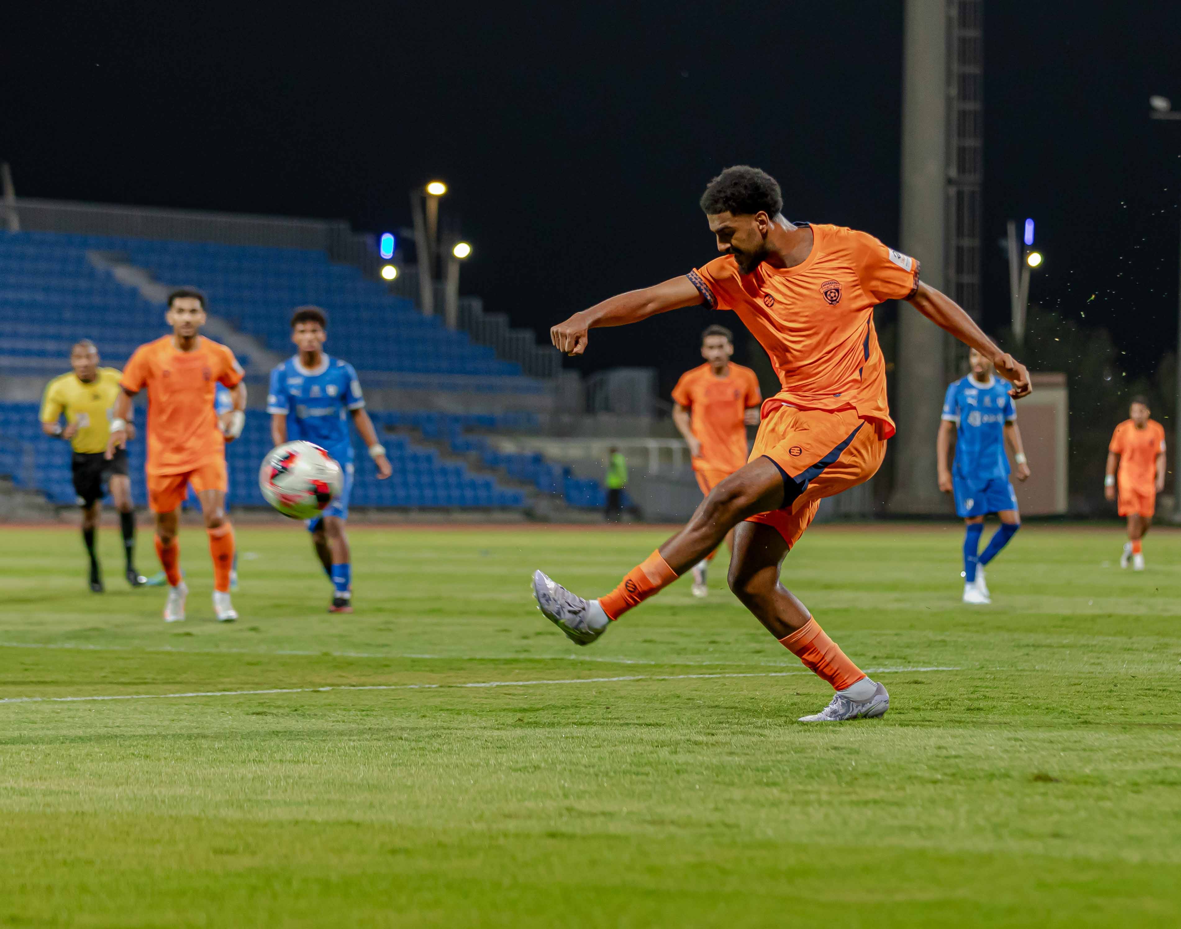 الفيحاء تحت 21 عامًا يخسر مواجهة الهلال ضمن الجولة السابعة من دوري جوي للنخبة U21.