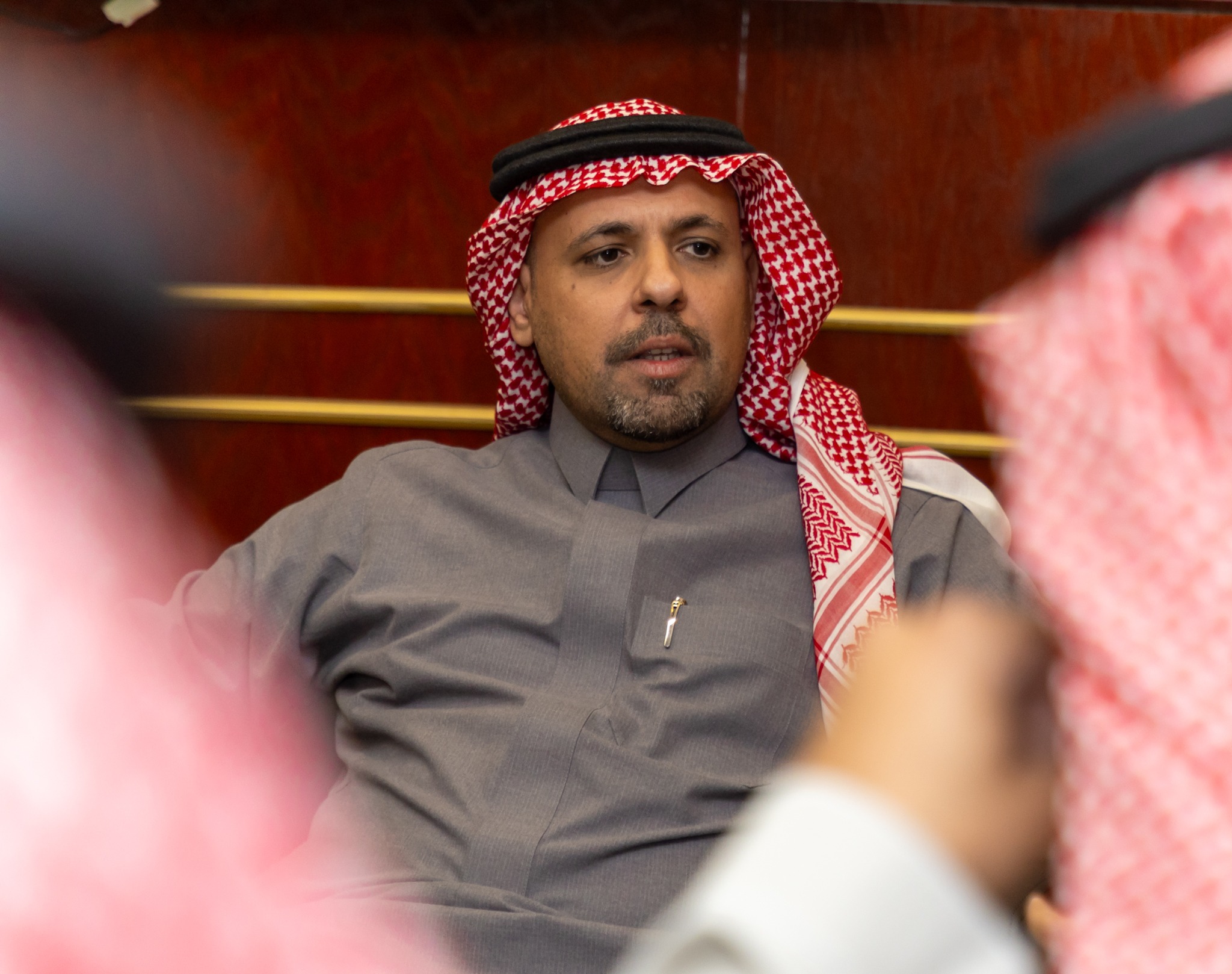 الرئيس التنفيذي لشركة نادي الأنصار الأستاذ باسم البلادي يزور الفيحاء