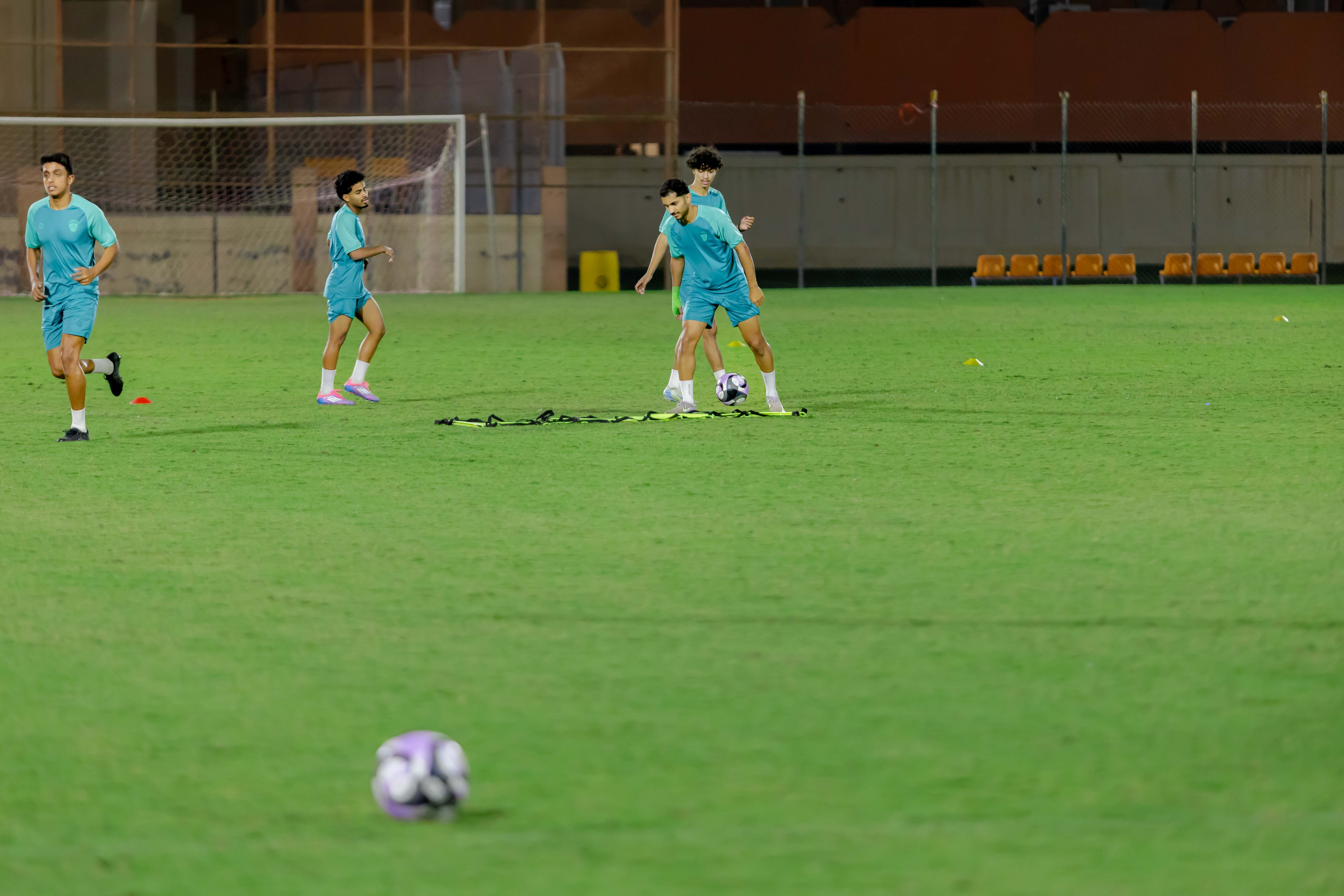 الفيحاء تحت 21 عامًا يُجري تمرينه الرئيس استعدادًا لملاقاة القادسية .