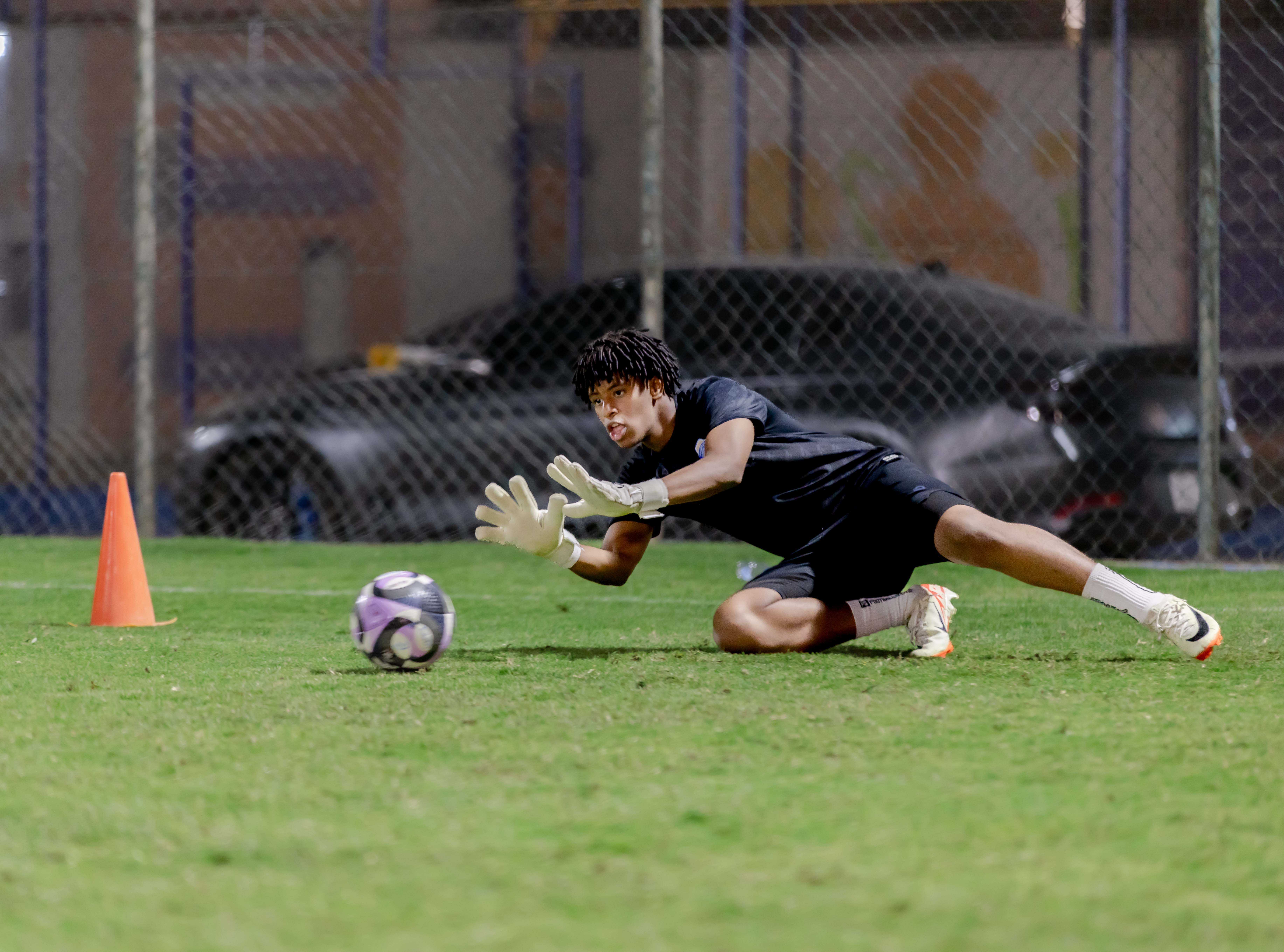 الفيحاء تحت 21 عامًا يُجري تمرينه الرئيس استعدادًا لملاقاة الجبلين .