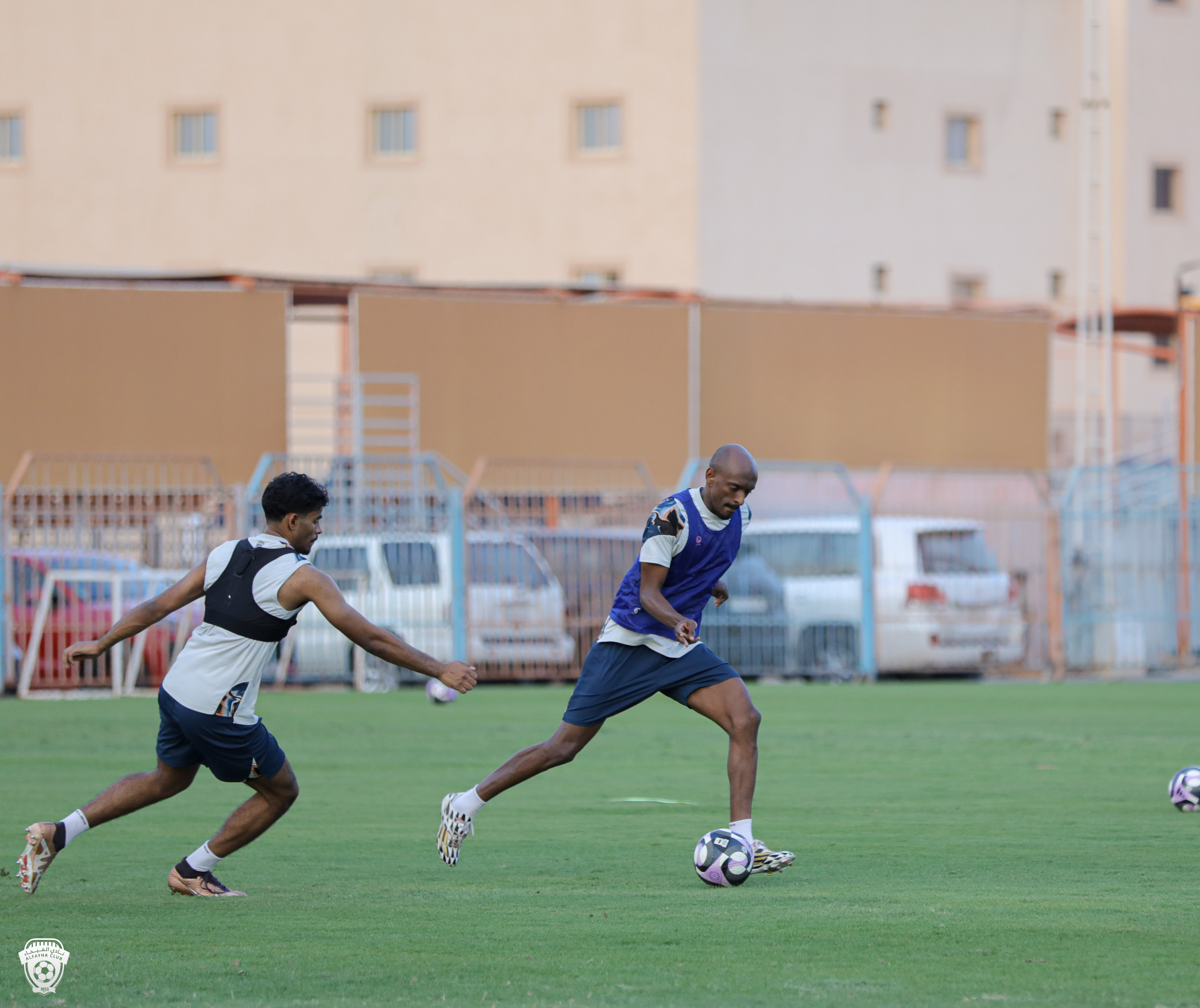 الفيحاء ينهي تحضيراته لمواجهة النصر وبعثة الفريق تغادر إلى بريدة