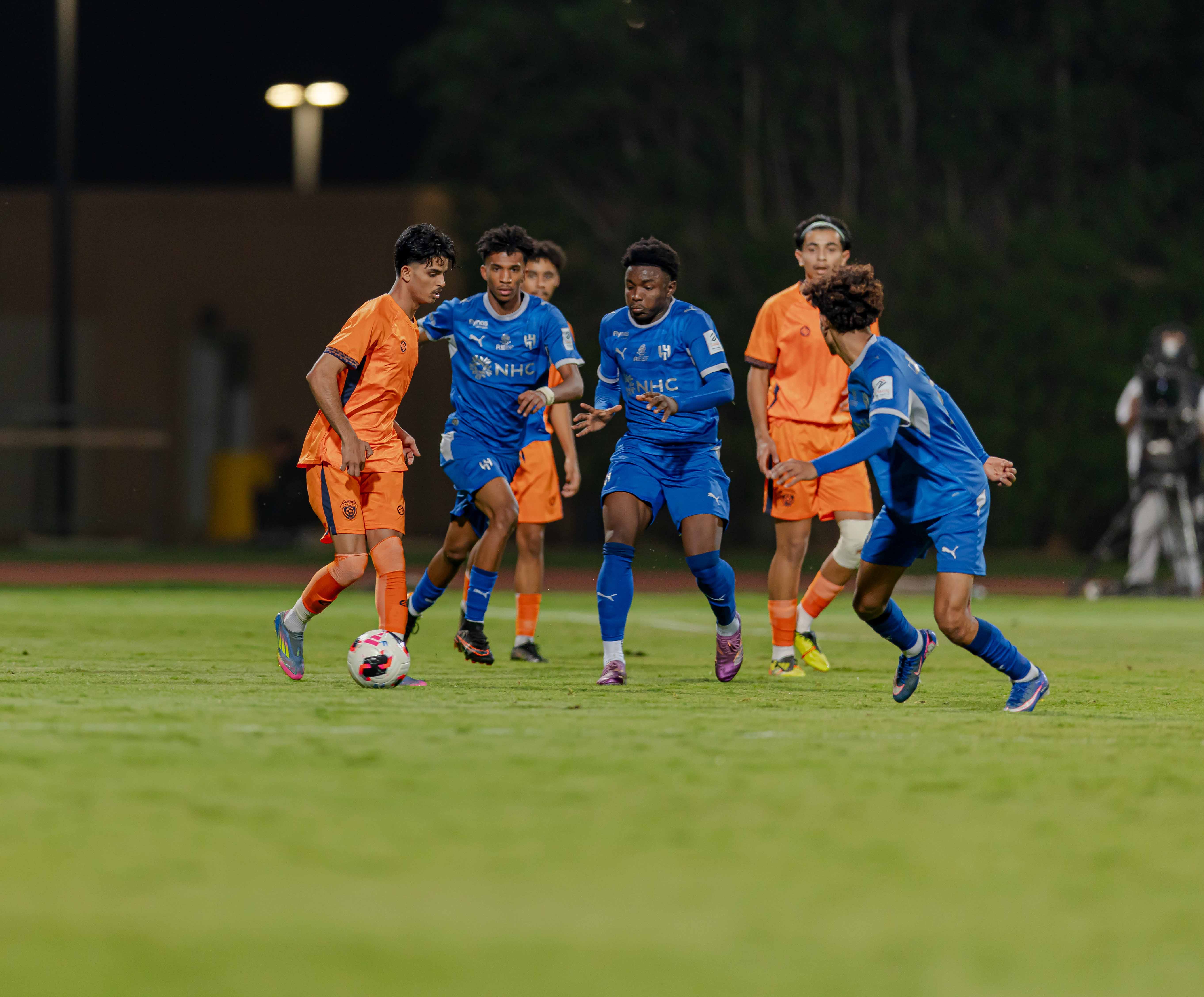 الفيحاء تحت 21 عامًا يخسر مواجهة الهلال ضمن الجولة السابعة من دوري جوي للنخبة U21.