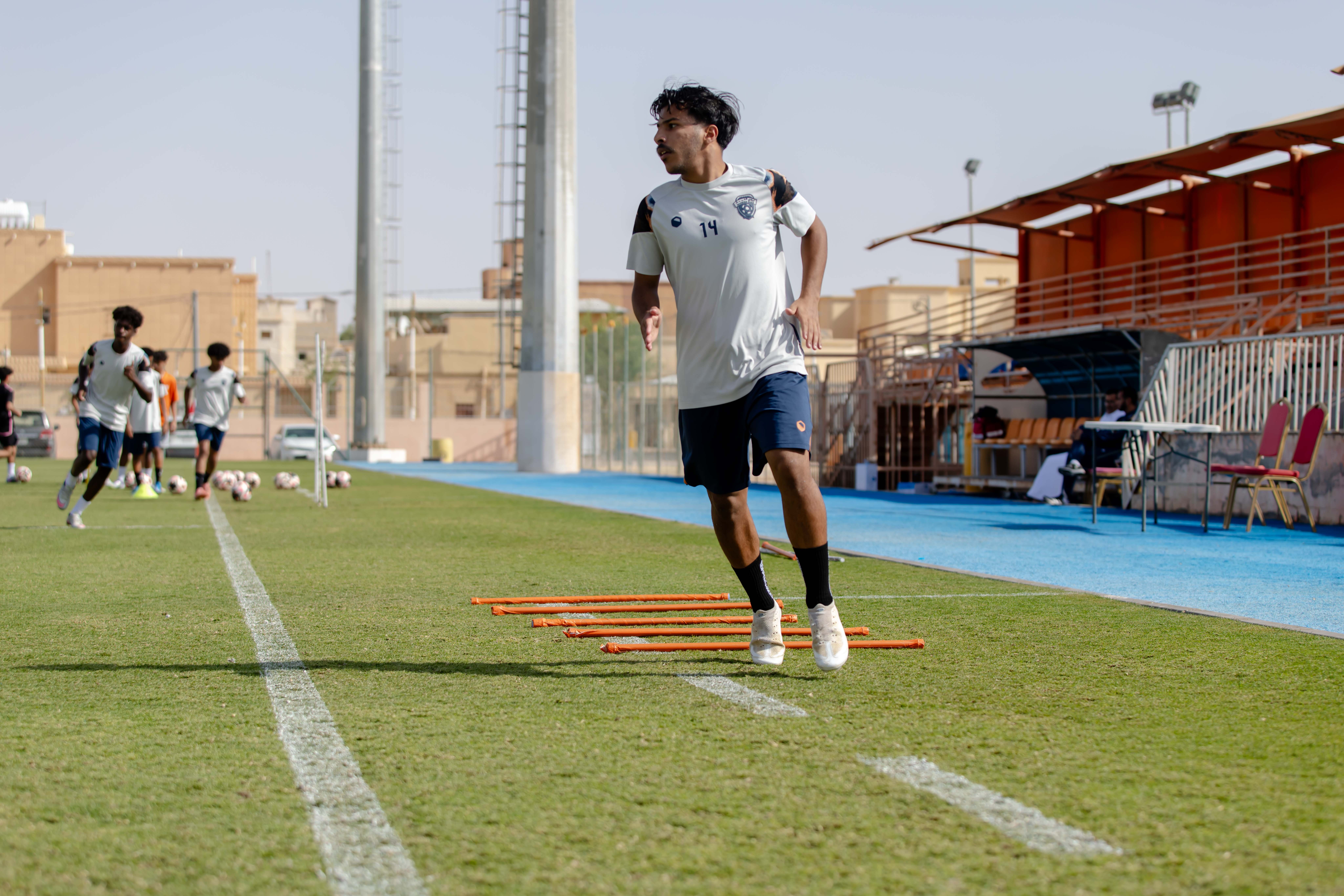 الفيحاء تحت 17 سنة يجري تمرينه الرئيس لمواجهة نظيره نادي الامجاد