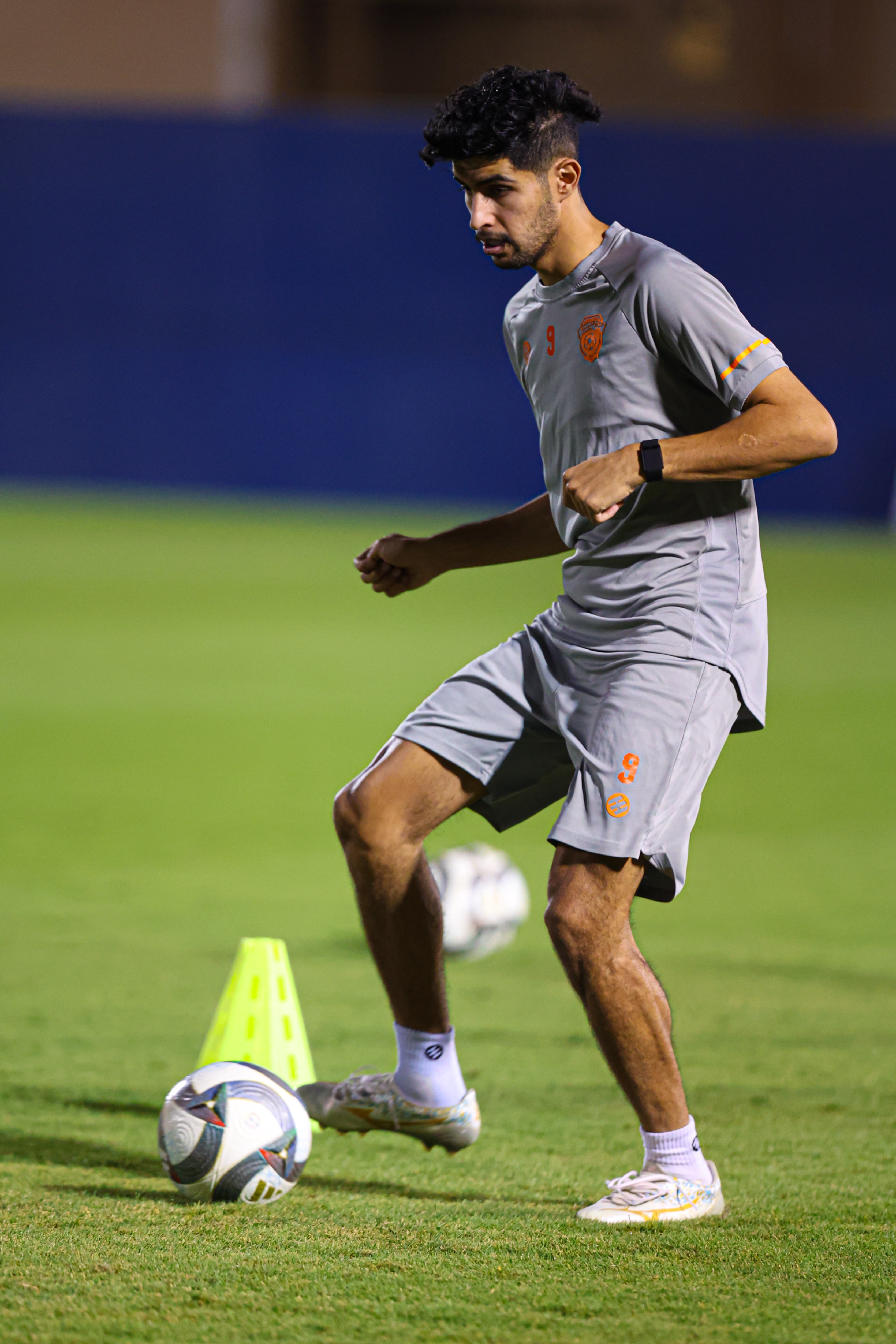 الفيحاء يواصل تدريباته في مقر النادي