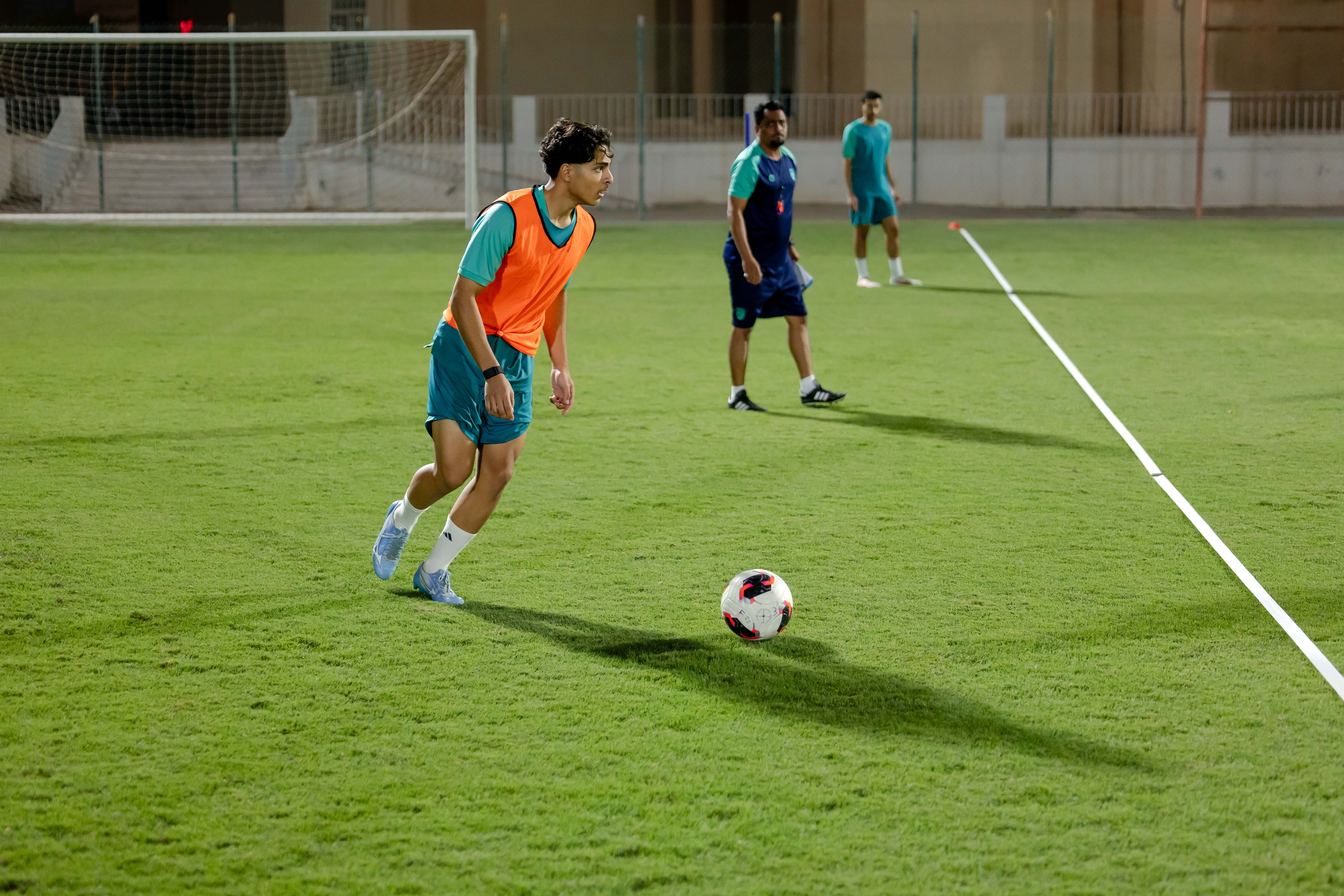 الفيحاء U21 يُجري تمرينه الرئيس استعدادًا لملاقاة النجمة .
