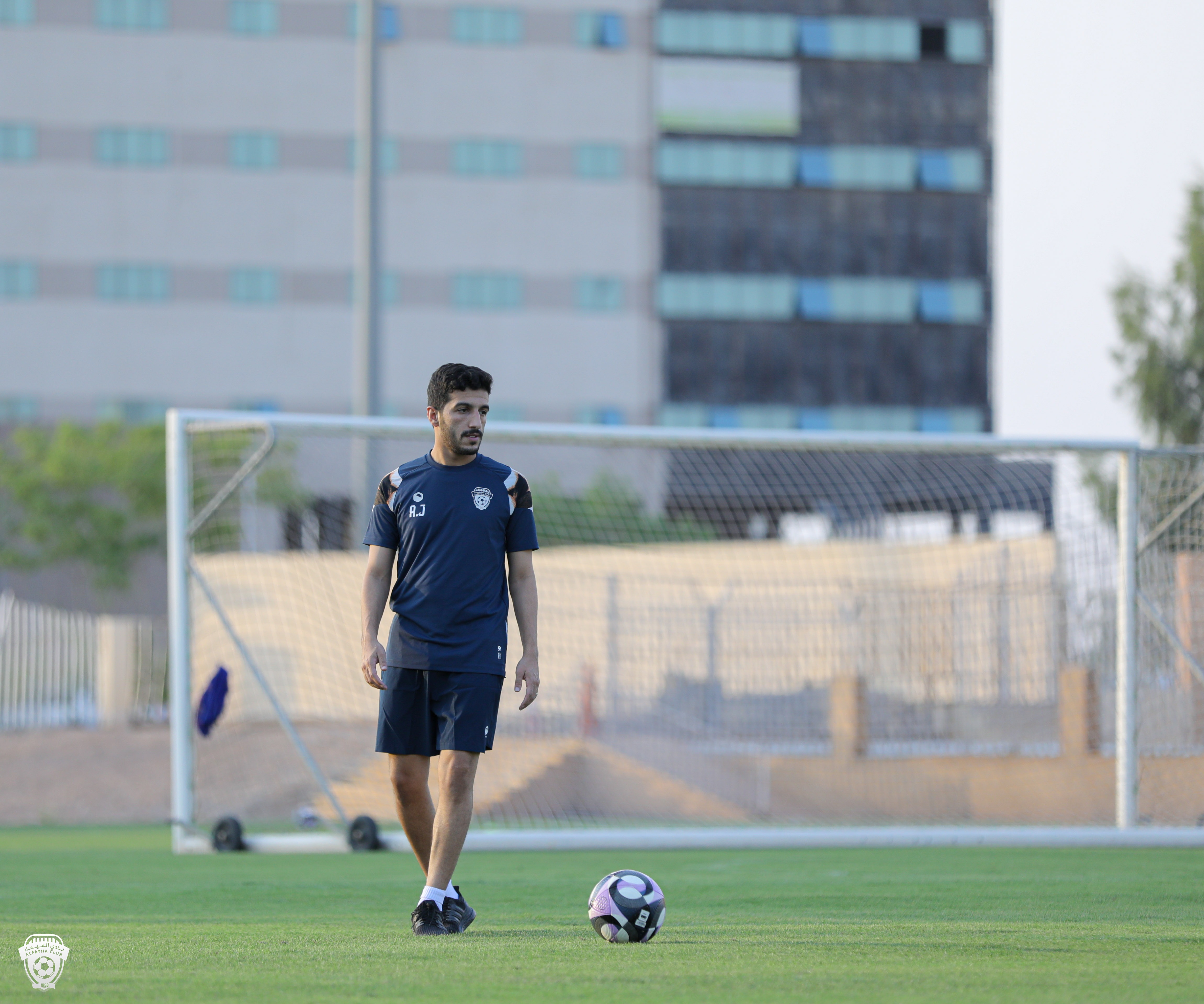 الفيحاء ينهي تحضيراته لمواجهة النصر وبعثة الفريق تغادر إلى بريدة