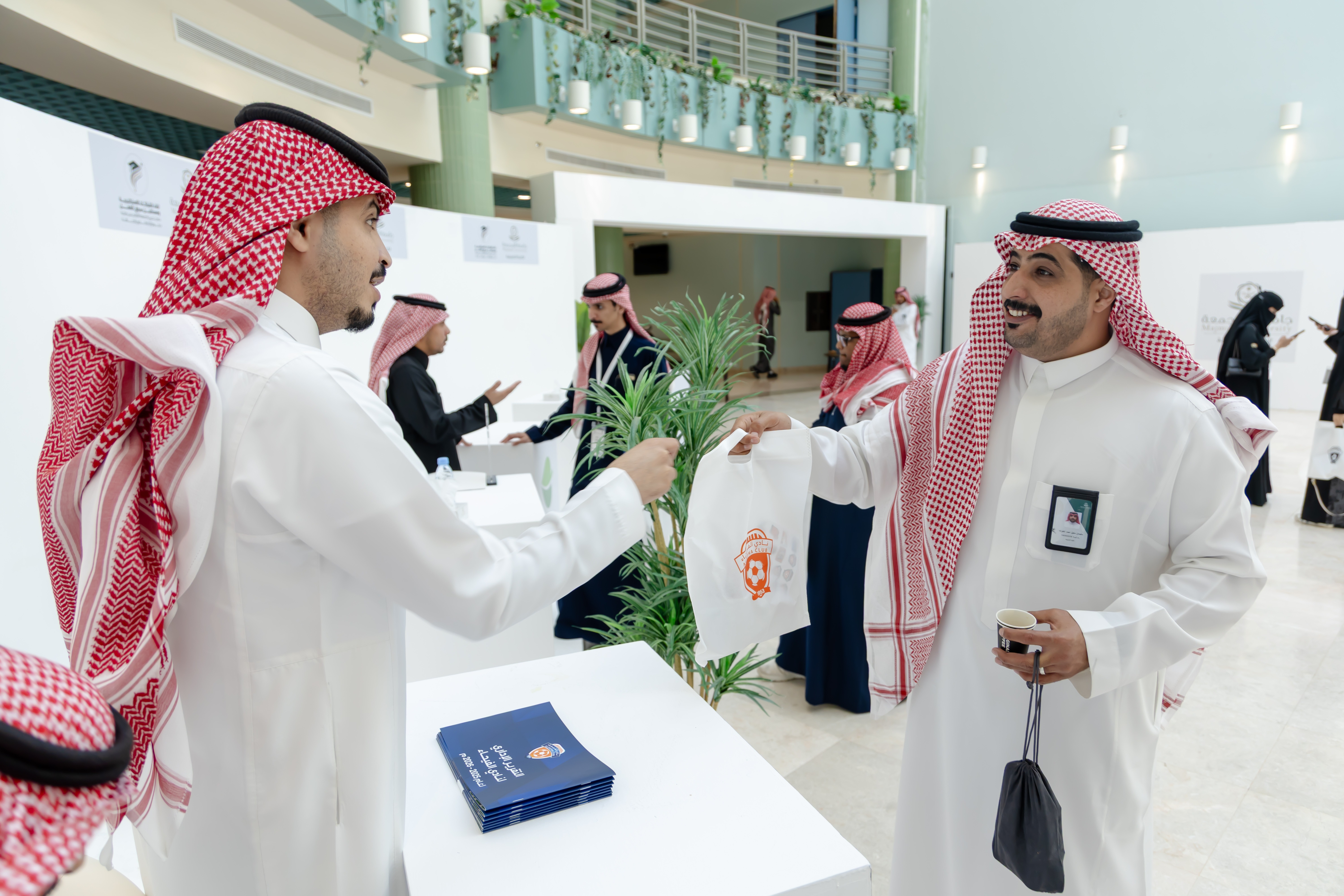 نادي الفيحاء يشارك في لقاء الشراكات الاستراتيجية ومستقبل سوق العمل بجامعة المجمعة