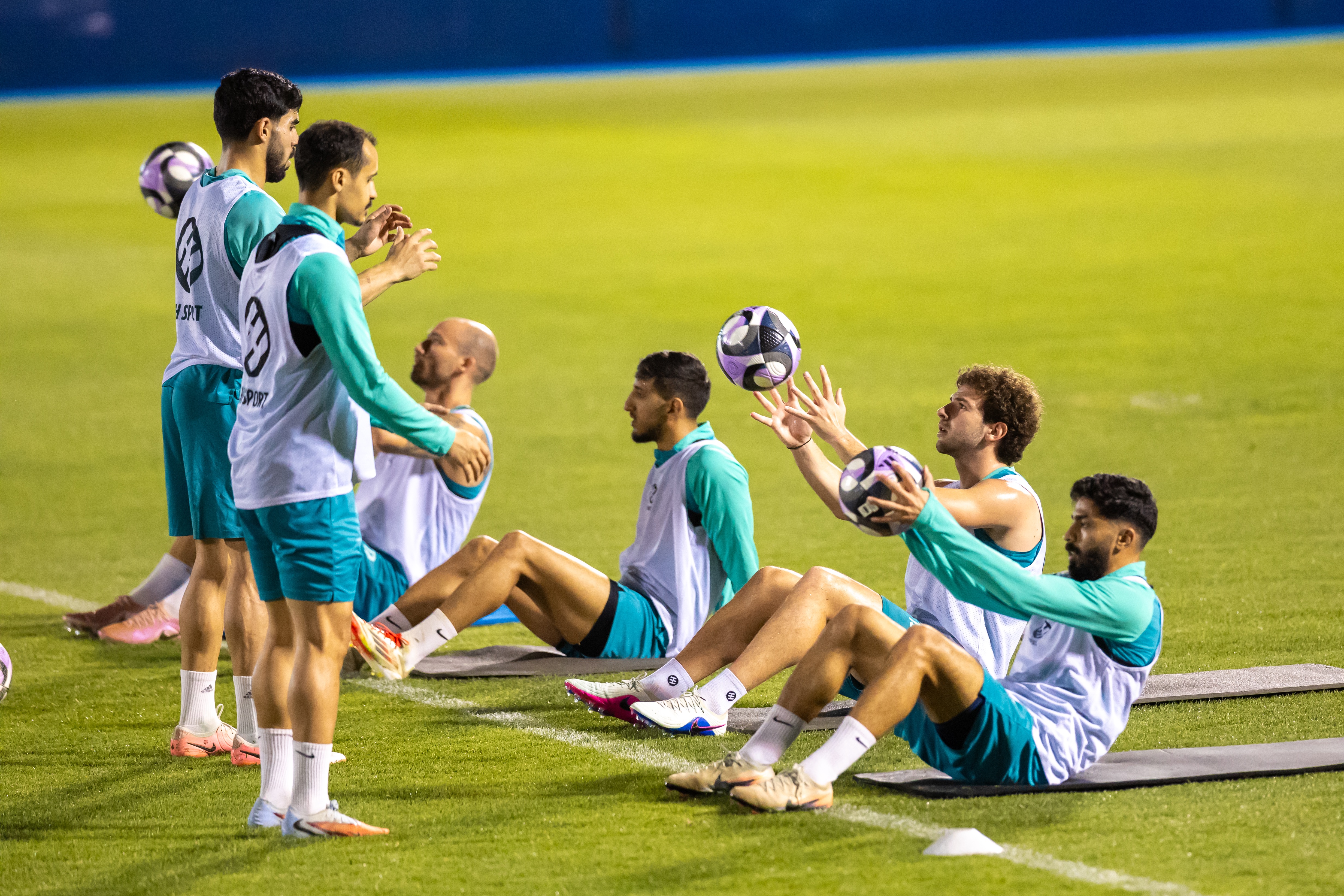 الفيحاء يواصل تدريباته اليومية بمقر النادي