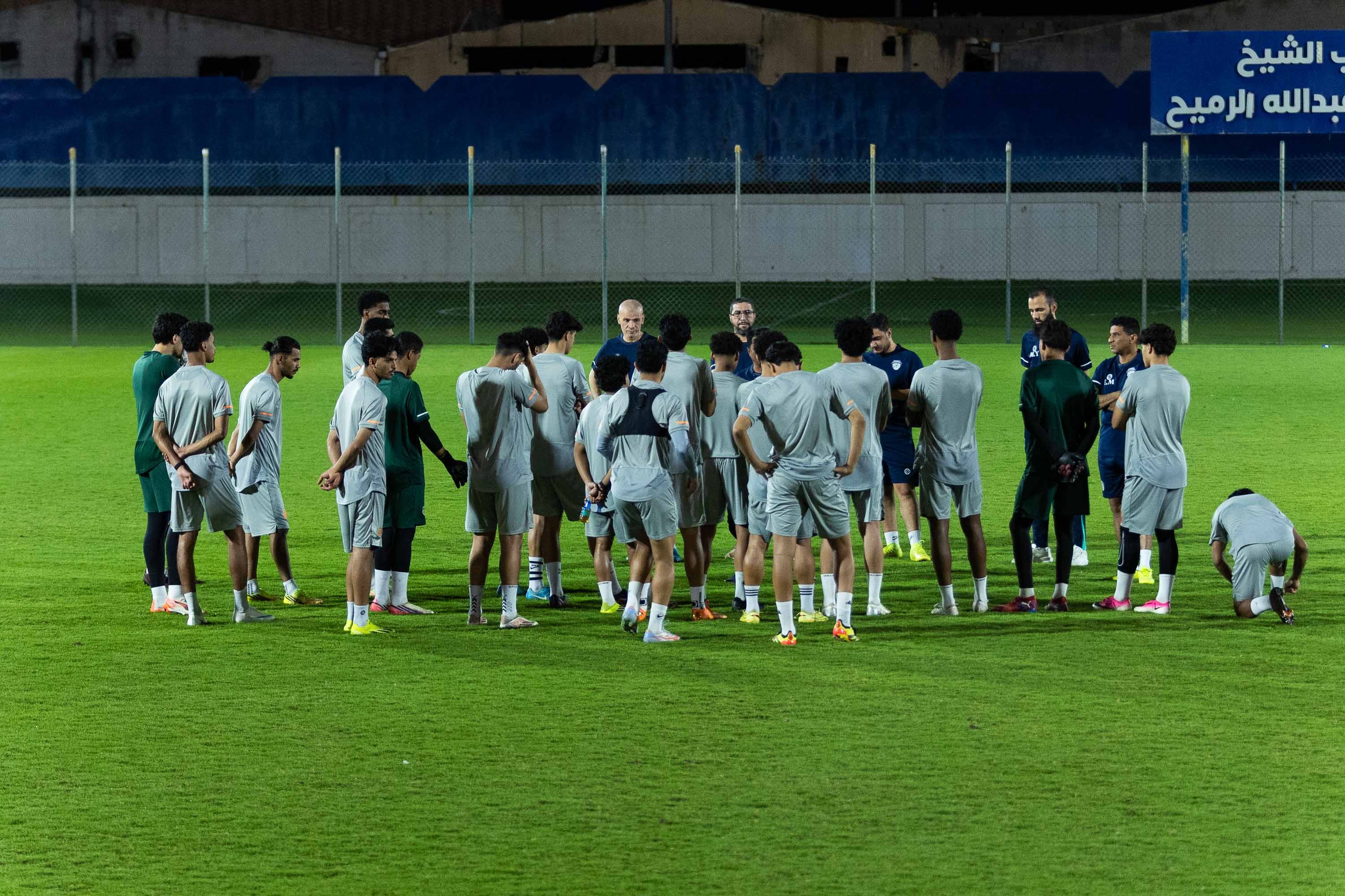 الفيحاء U21 ينهي تحضيراته استعدادًا لملاقاة الهلال .