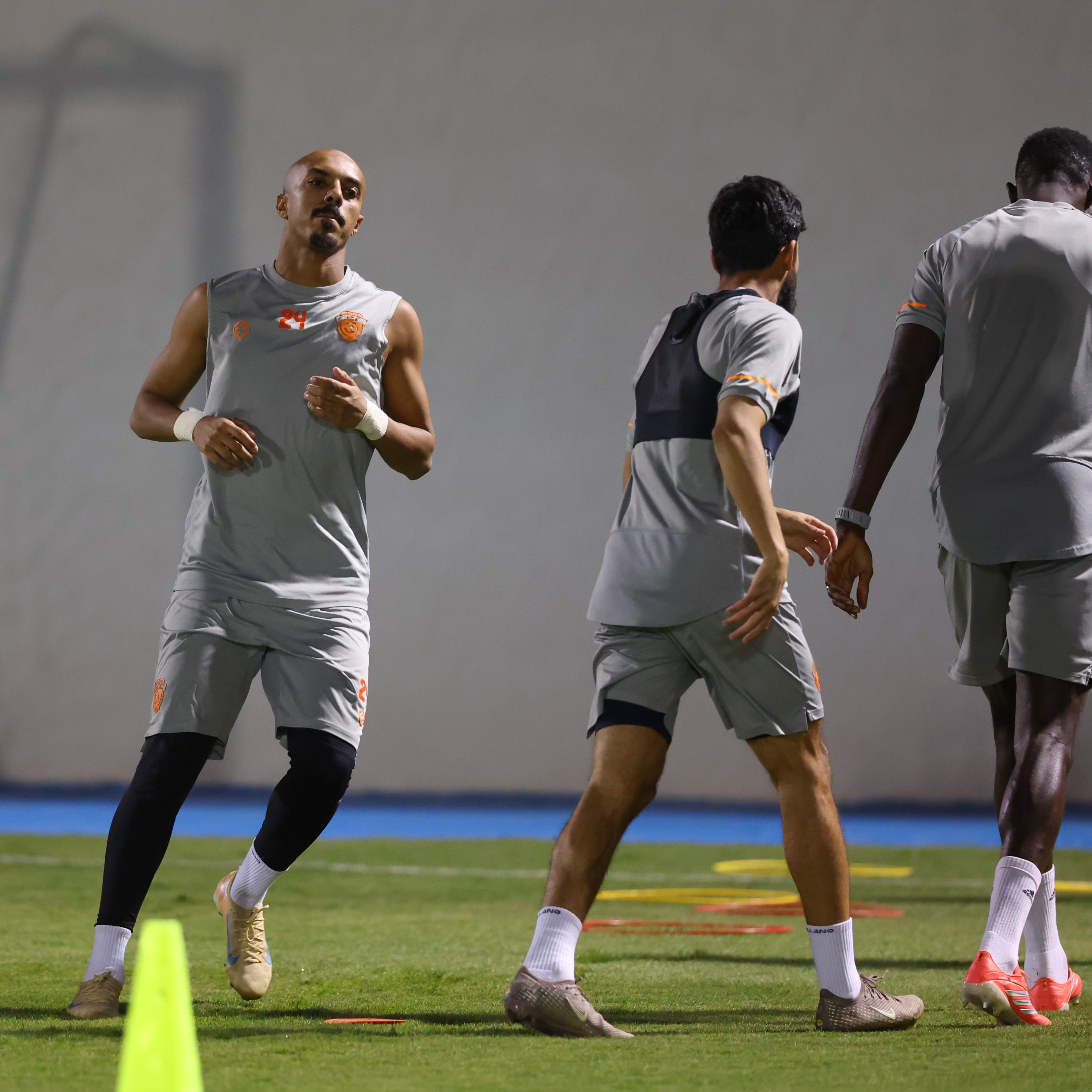 الفيحاء يجري مرانه الرئيس استعداداً لمواجهة الرياض