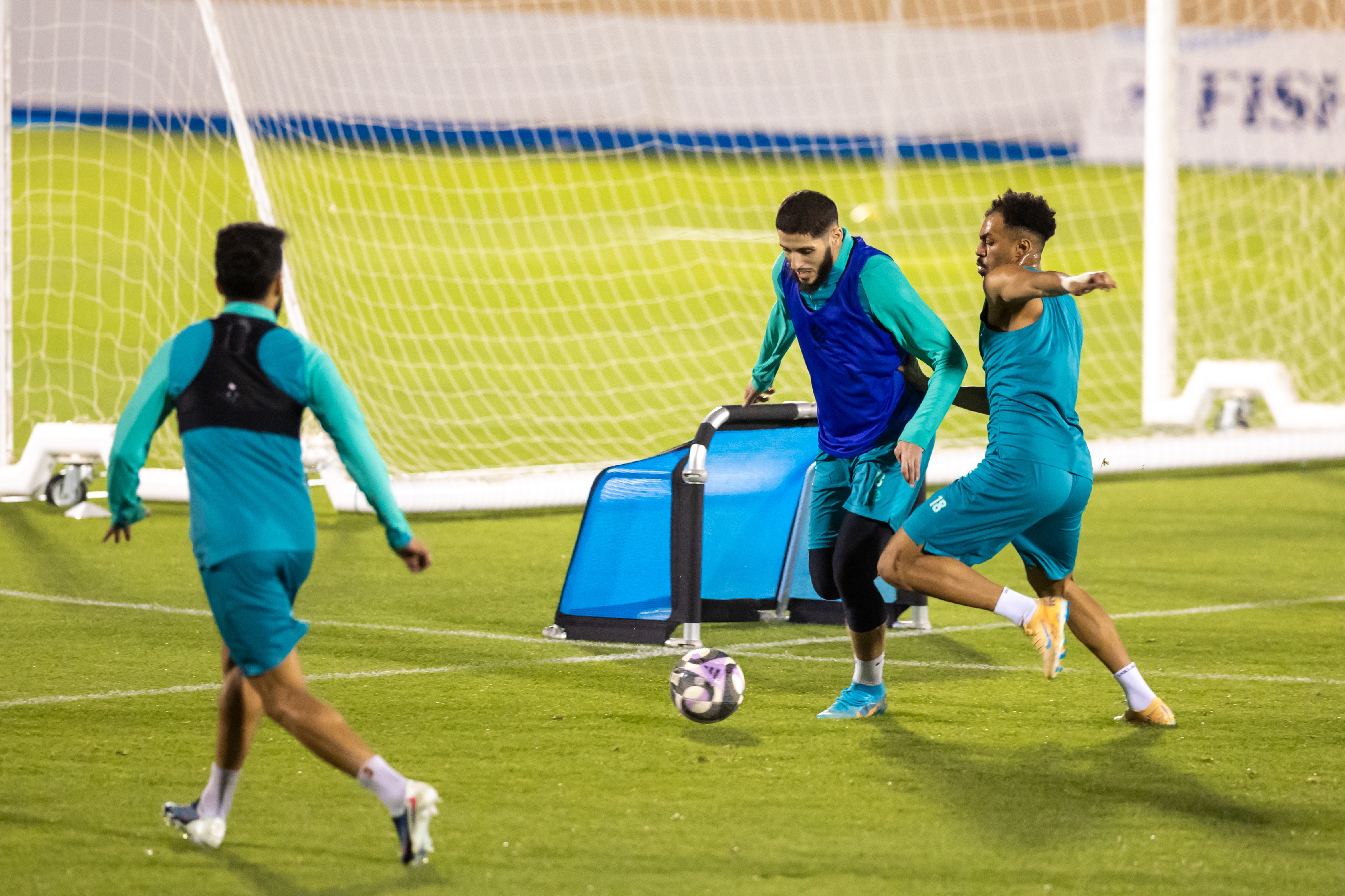 الفيحاء يواصل تدريباته اليومية بمقر النادي