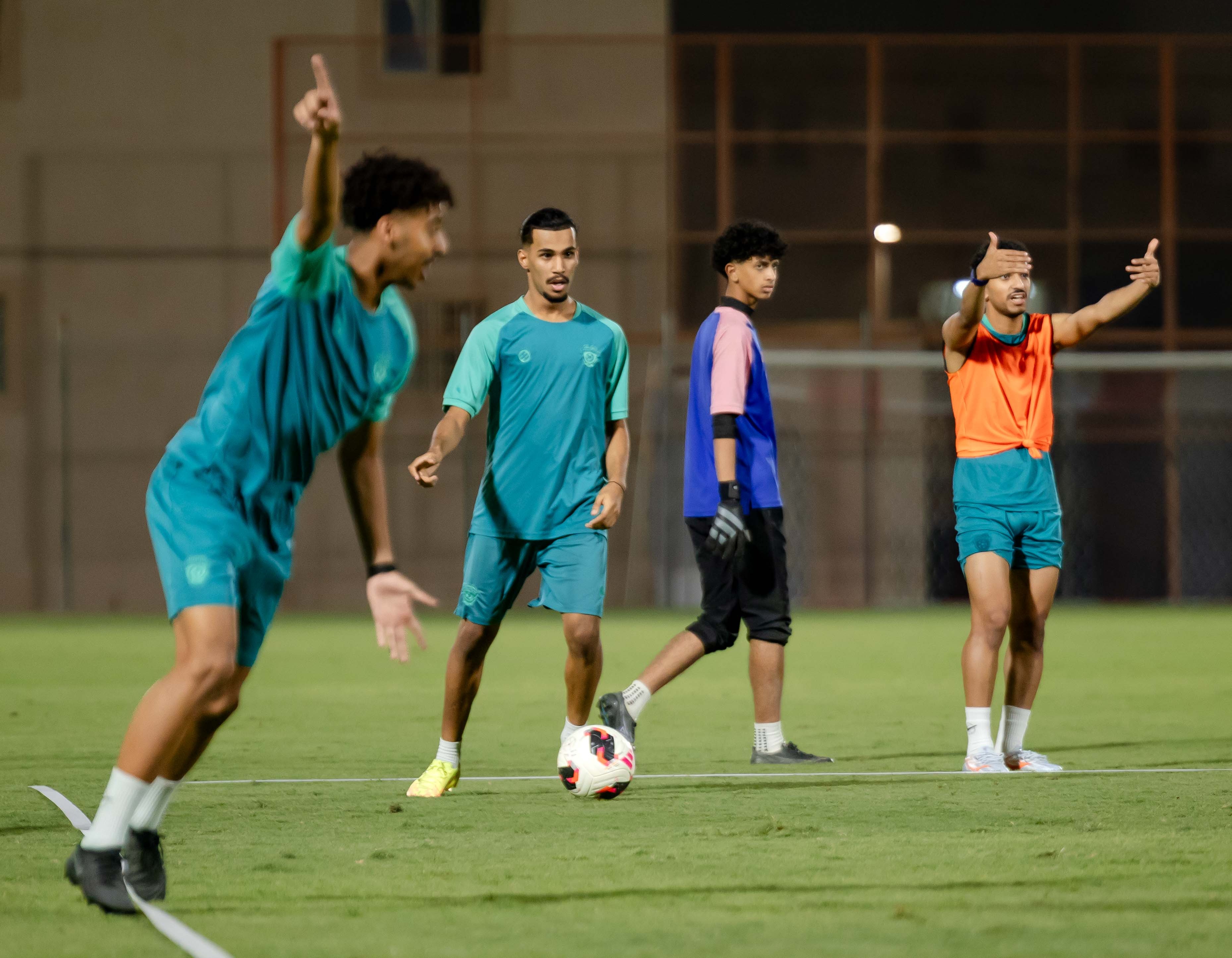 الفيحاء U21 يُجري تمرينه الرئيس استعدادًا لملاقاة النجمة .