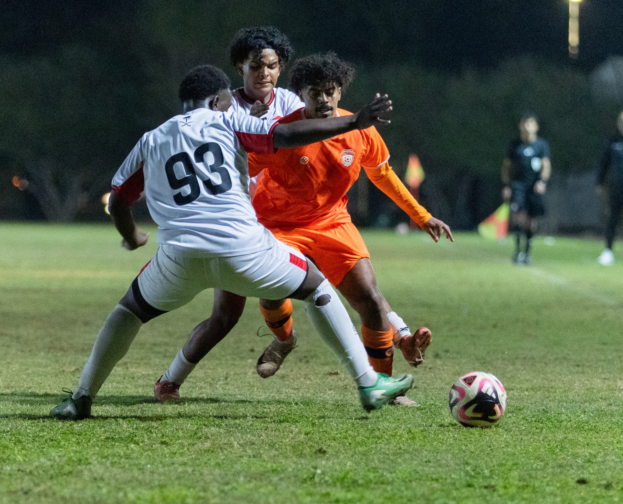 الفيحاء تحت 18 سنة يتعادل سلبياً مع نظيرة نادي الرائد