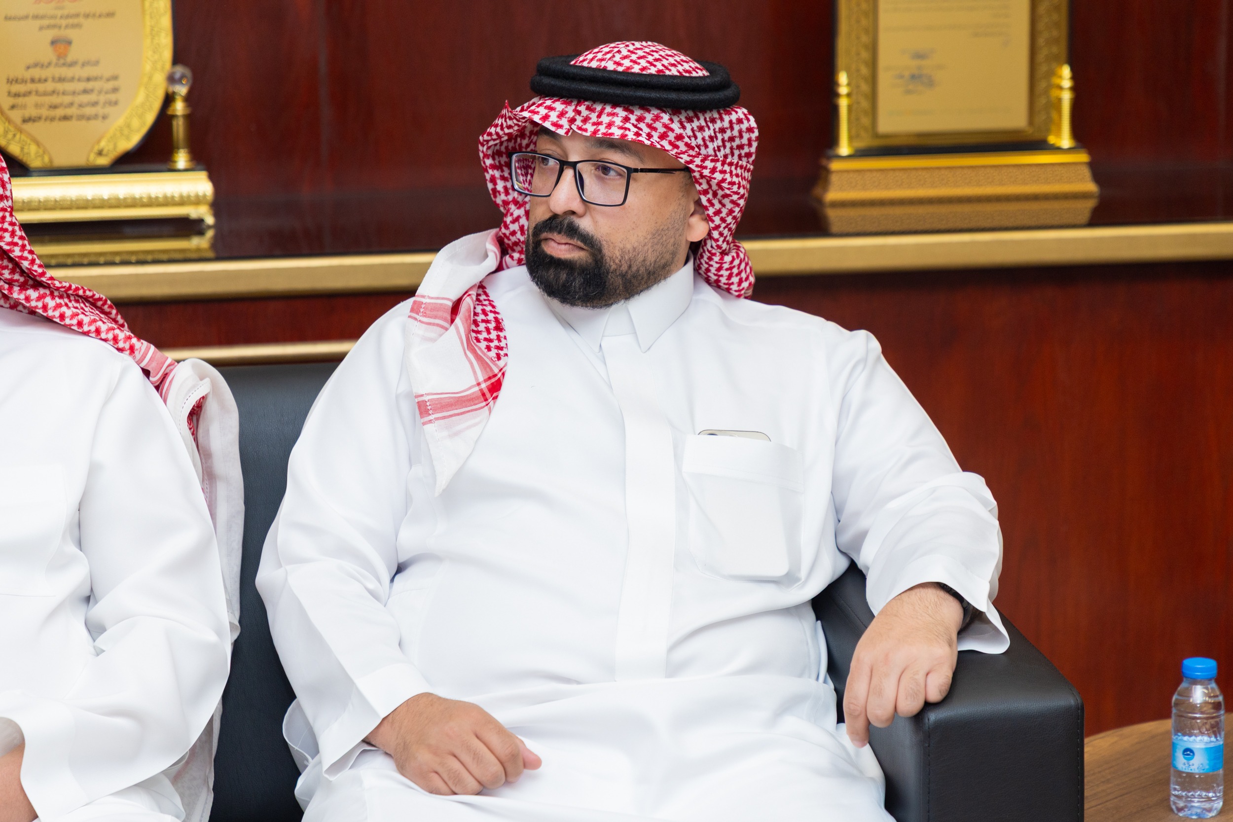 رئيس نادي الكوكب المهندس يزيد بن ناصر الزعاقي يزور الفيحاء