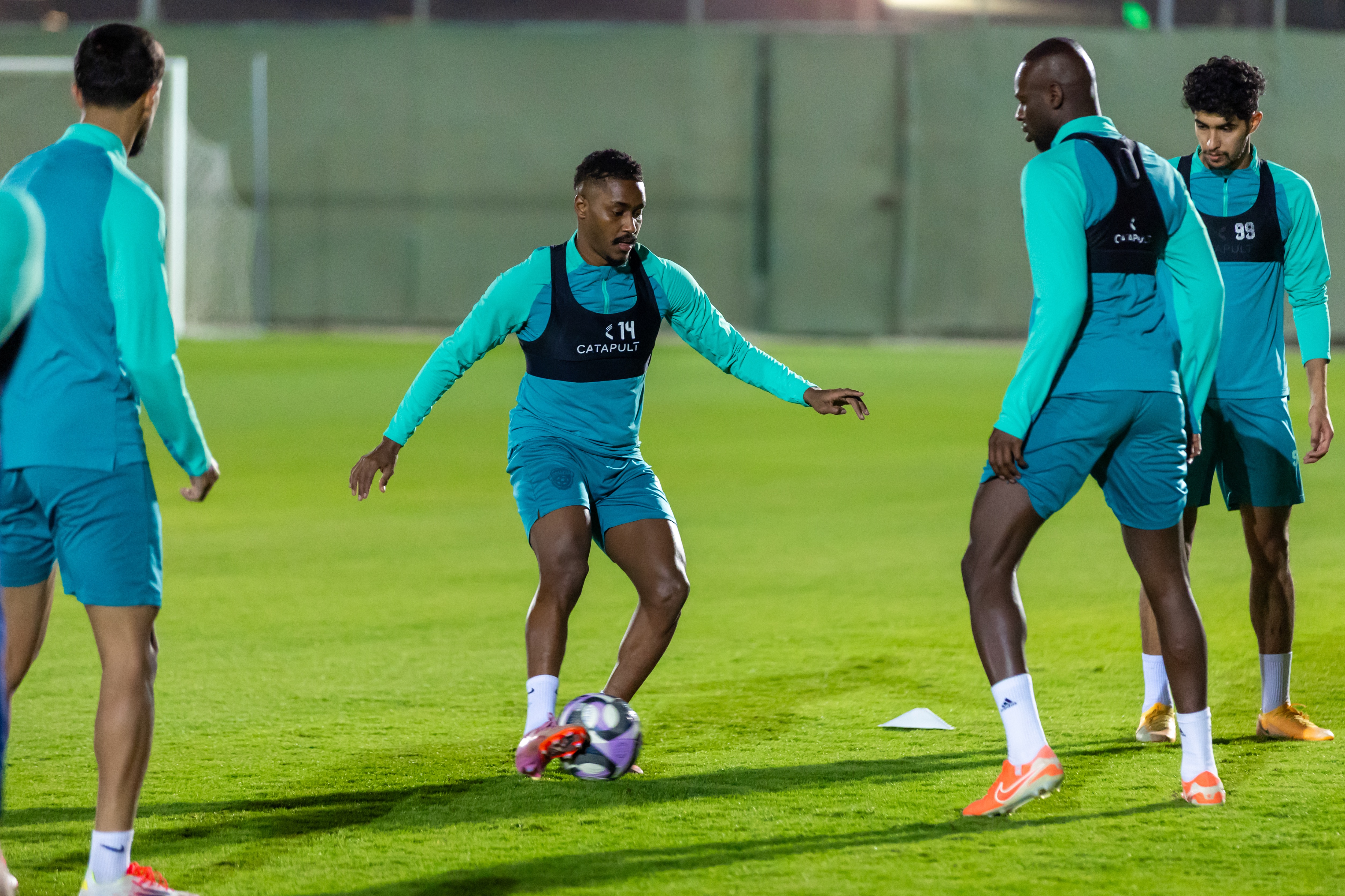 الفيحاء يصل إلى الدمام، ويجري مرانه الأخير استعداداً لمواجهة الإتفاق