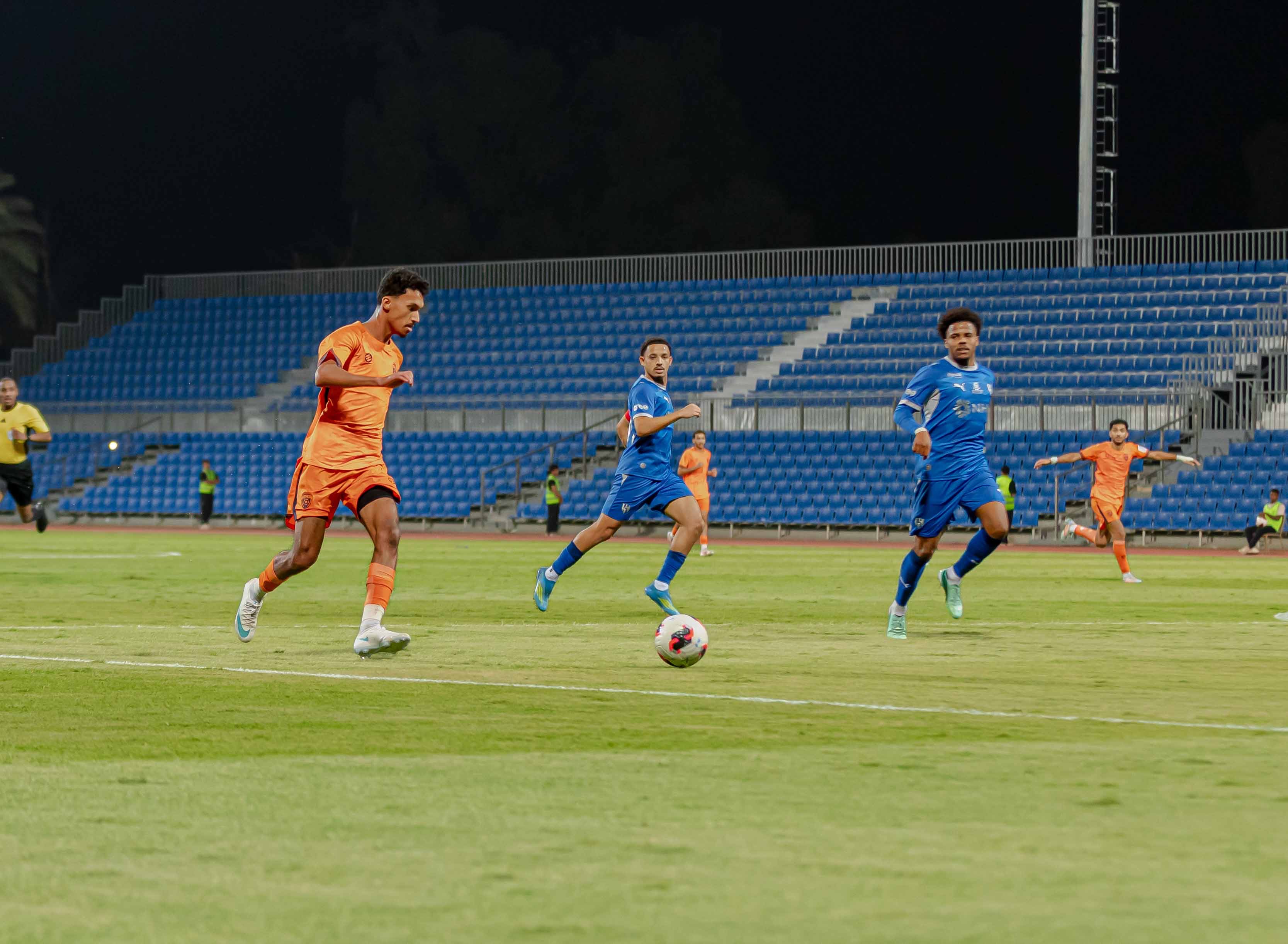 الفيحاء تحت 21 عامًا يخسر مواجهة الهلال ضمن الجولة السابعة من دوري جوي للنخبة U21.