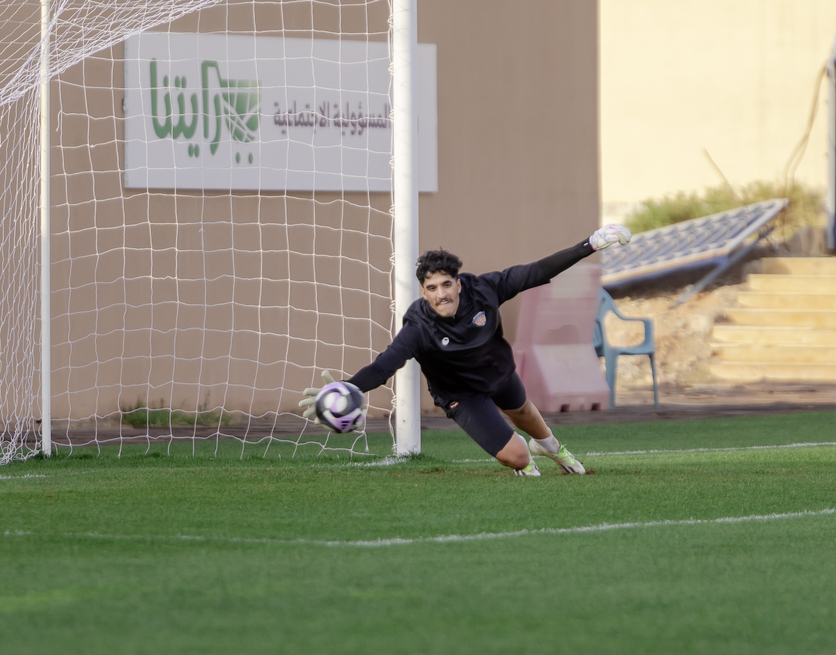 الفيحاء يواصل تدريباته اليومية استعداداً لمواجهة الرائد