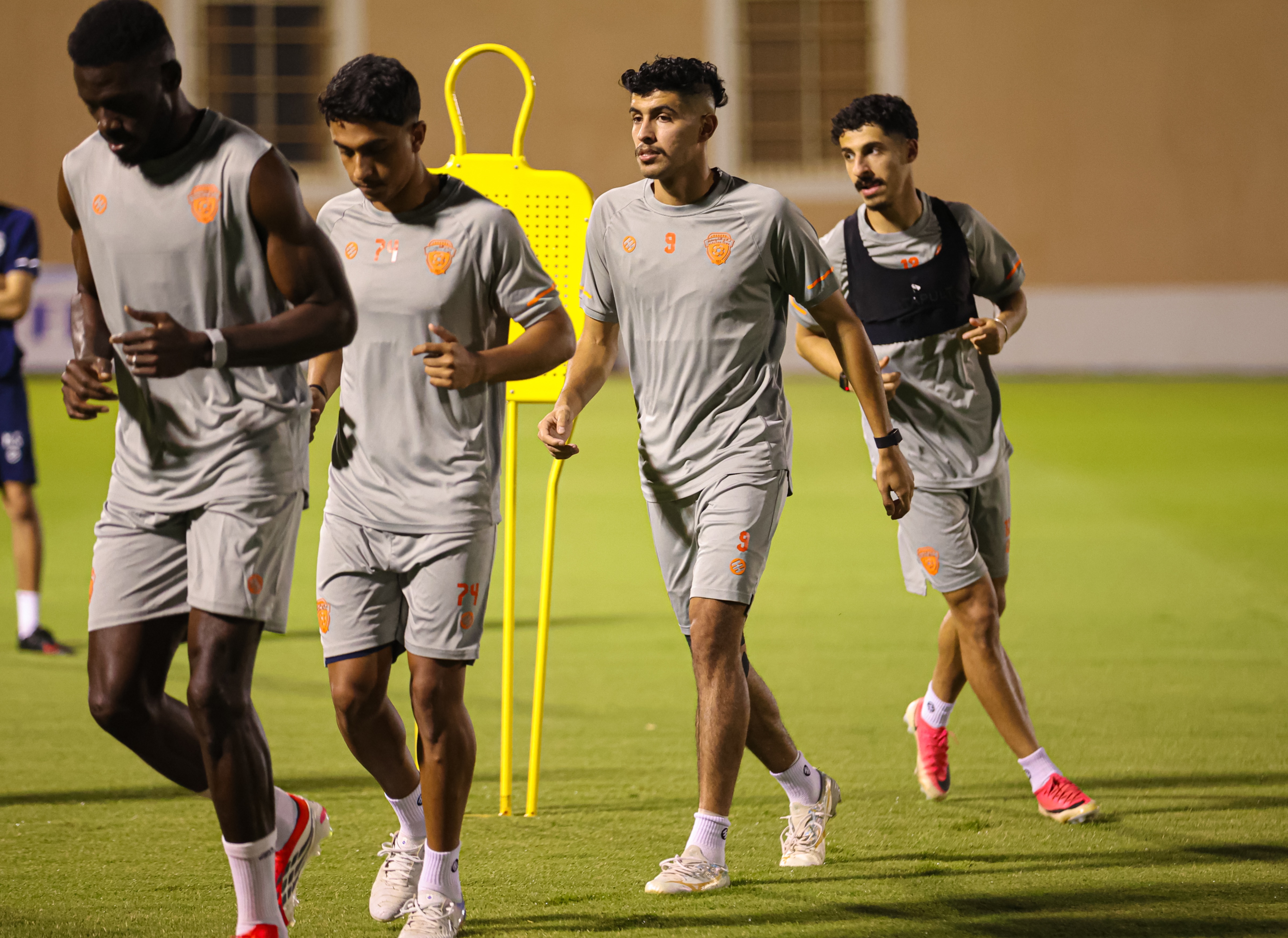 الفيحاء يستأنف تدريباته استعداداً لمواجهة الشباب