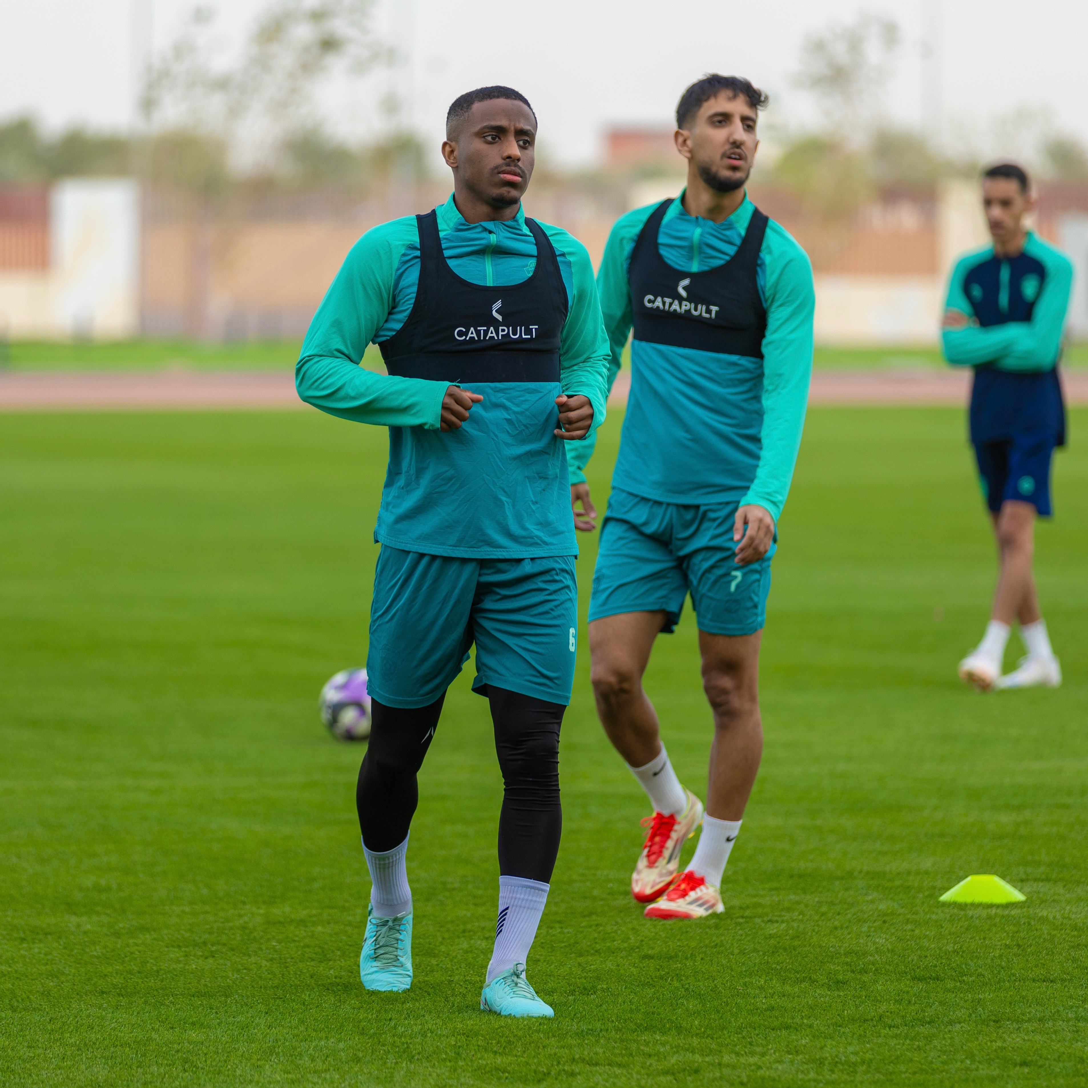 الفيحاء يصل إلى تبوك وينهي تحضيراته لمواجهة نيوم