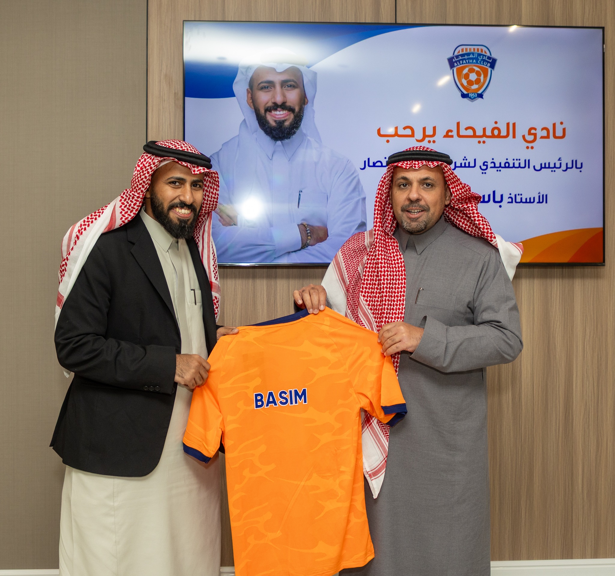 الرئيس التنفيذي لشركة نادي الأنصار الأستاذ باسم البلادي يزور الفيحاء