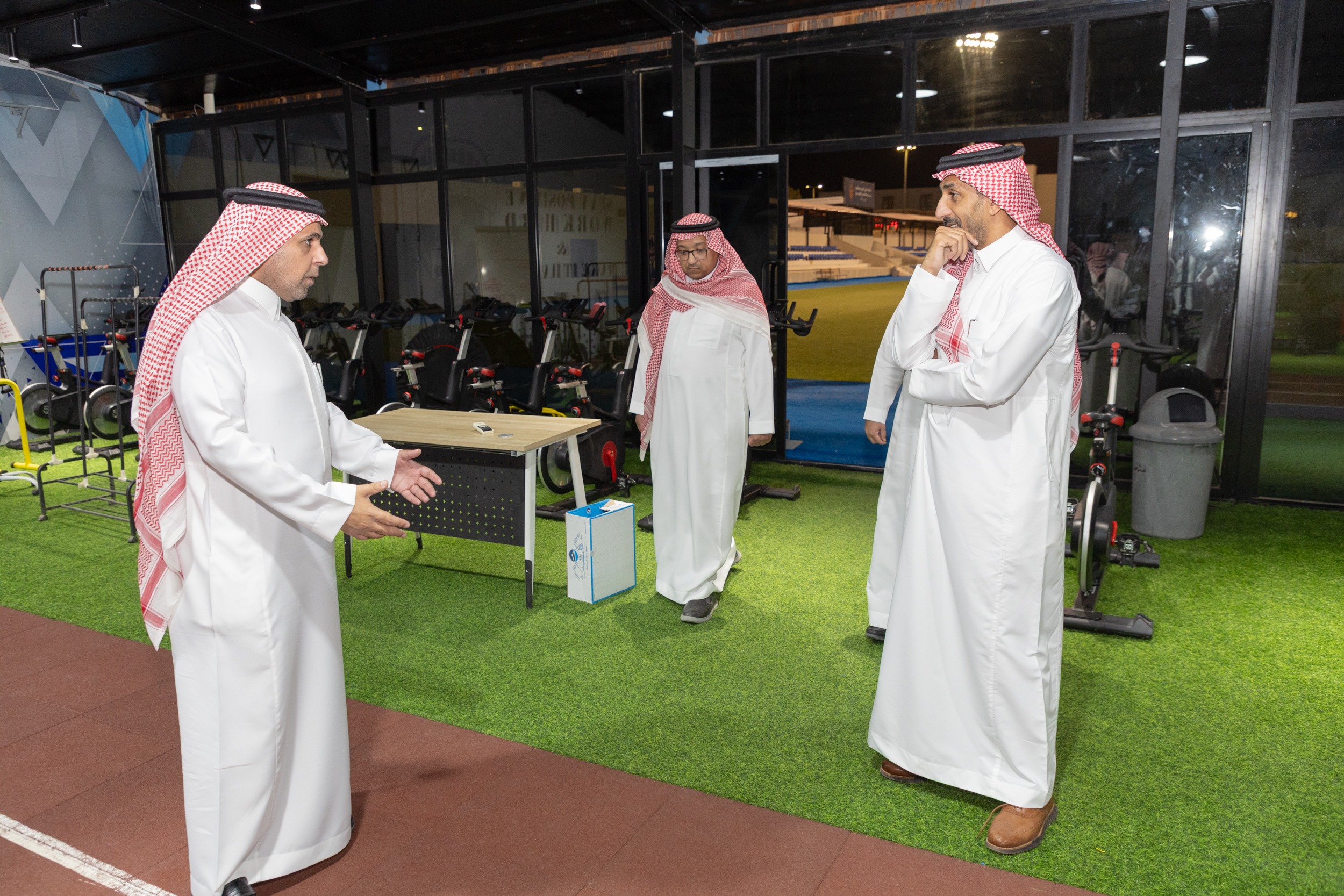 رئيس نادي الكوكب المهندس يزيد بن ناصر الزعاقي يزور الفيحاء