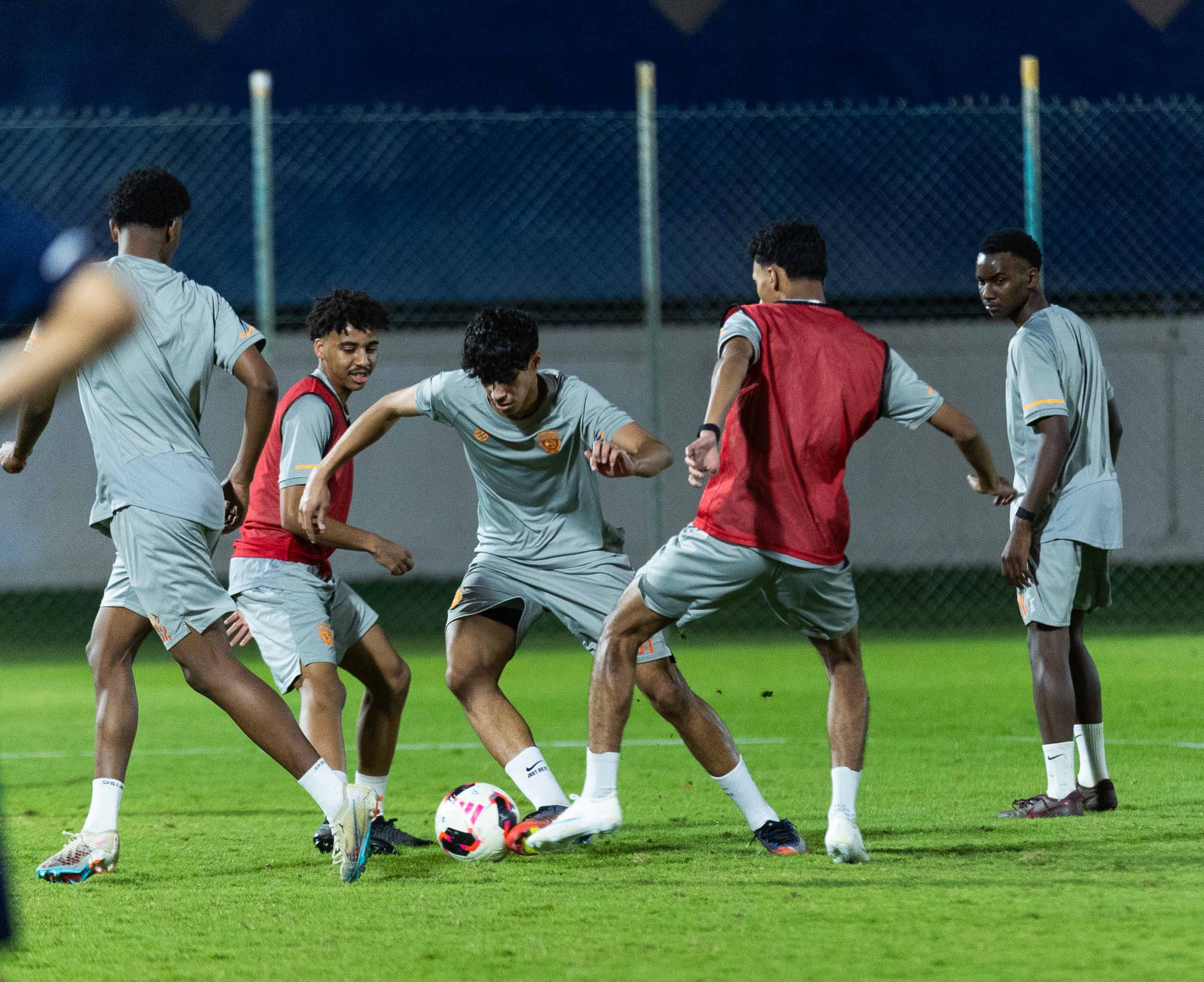 الفيحاء U21 ينهي تحضيراته استعدادًا لملاقاة الهلال .