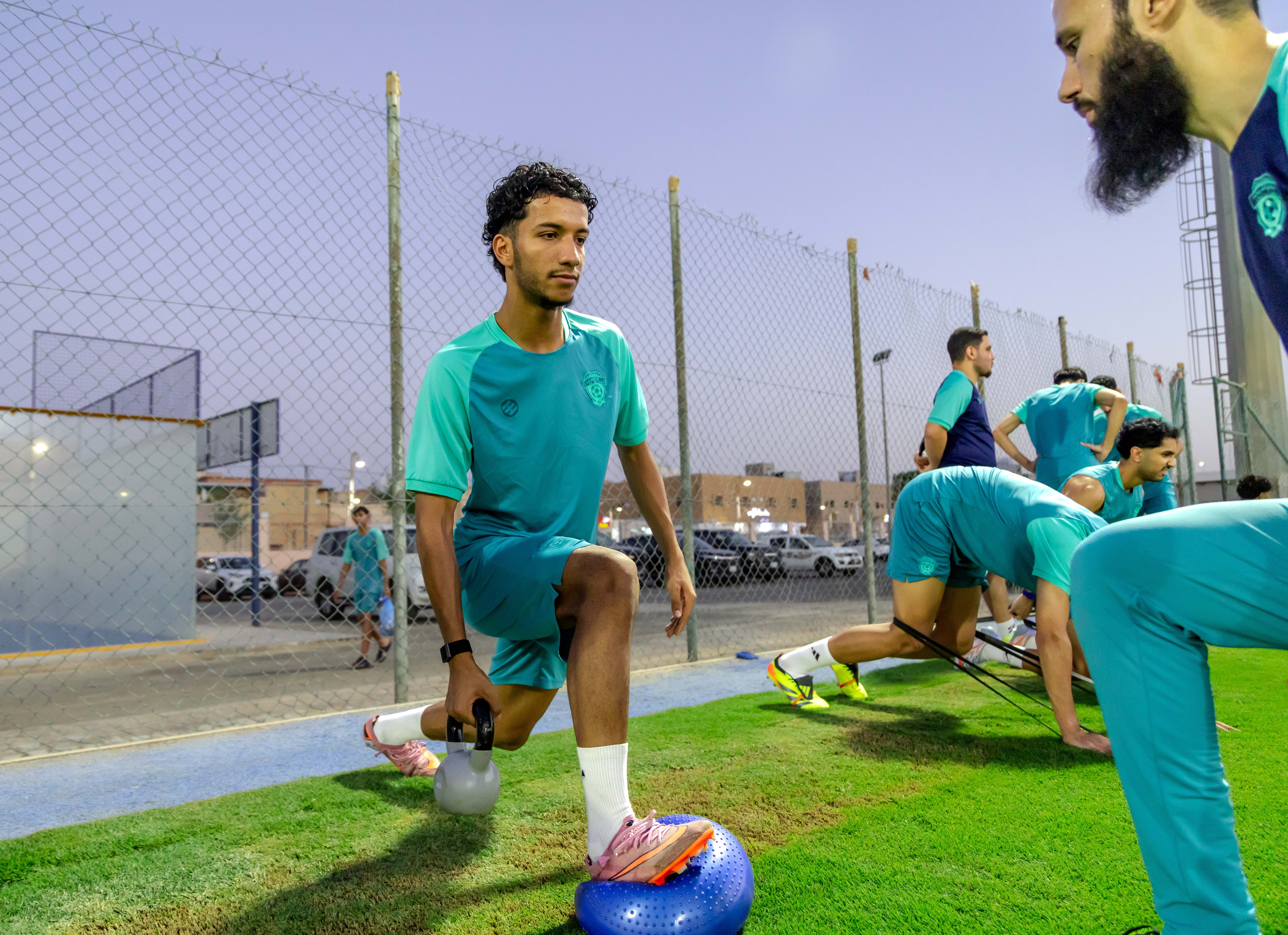 الفيحاء U21 يُجري تمرينه الرئيس استعدادًا لملاقاة النجمة .