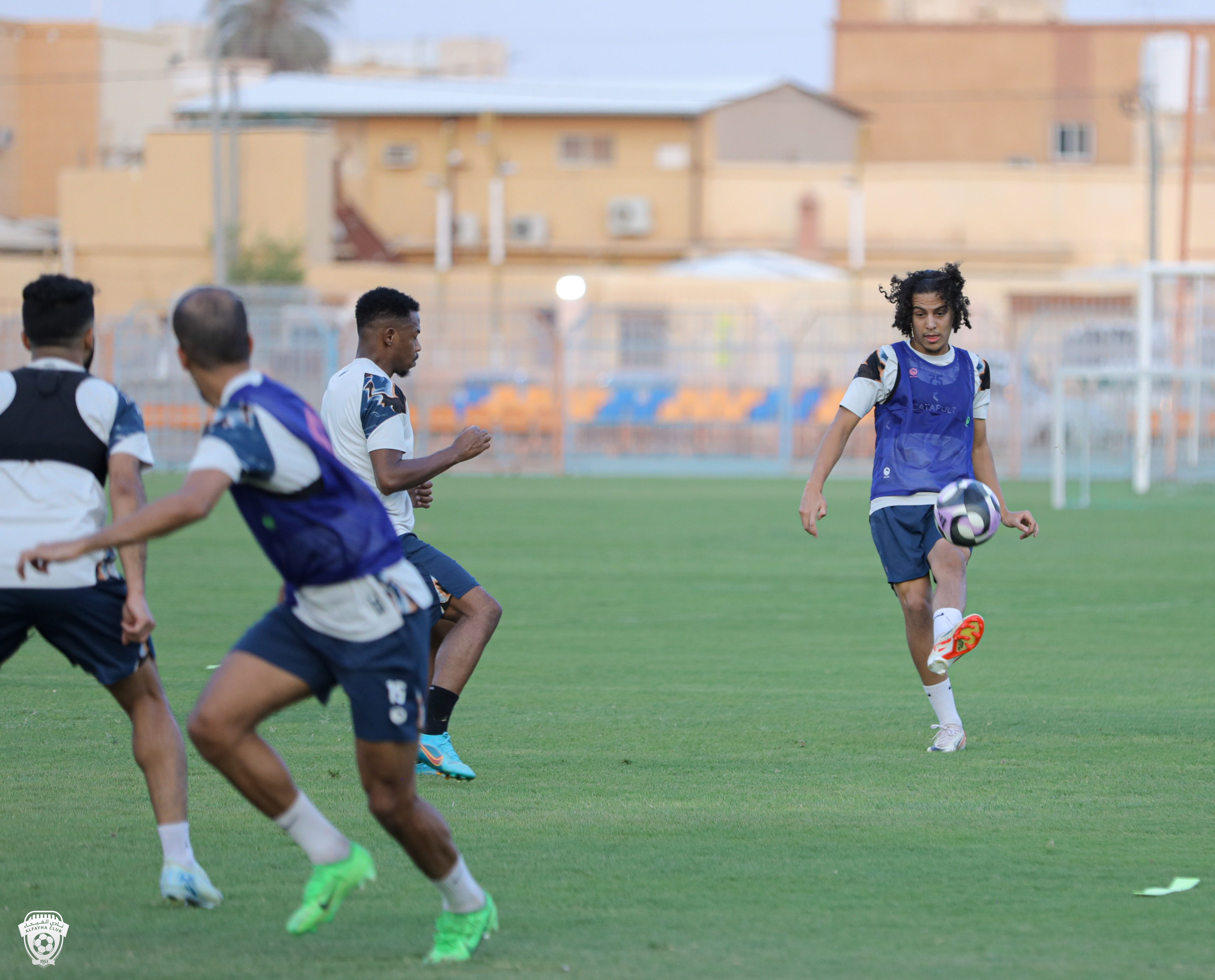 الفيحاء ينهي تحضيراته لمواجهة النصر وبعثة الفريق تغادر إلى بريدة