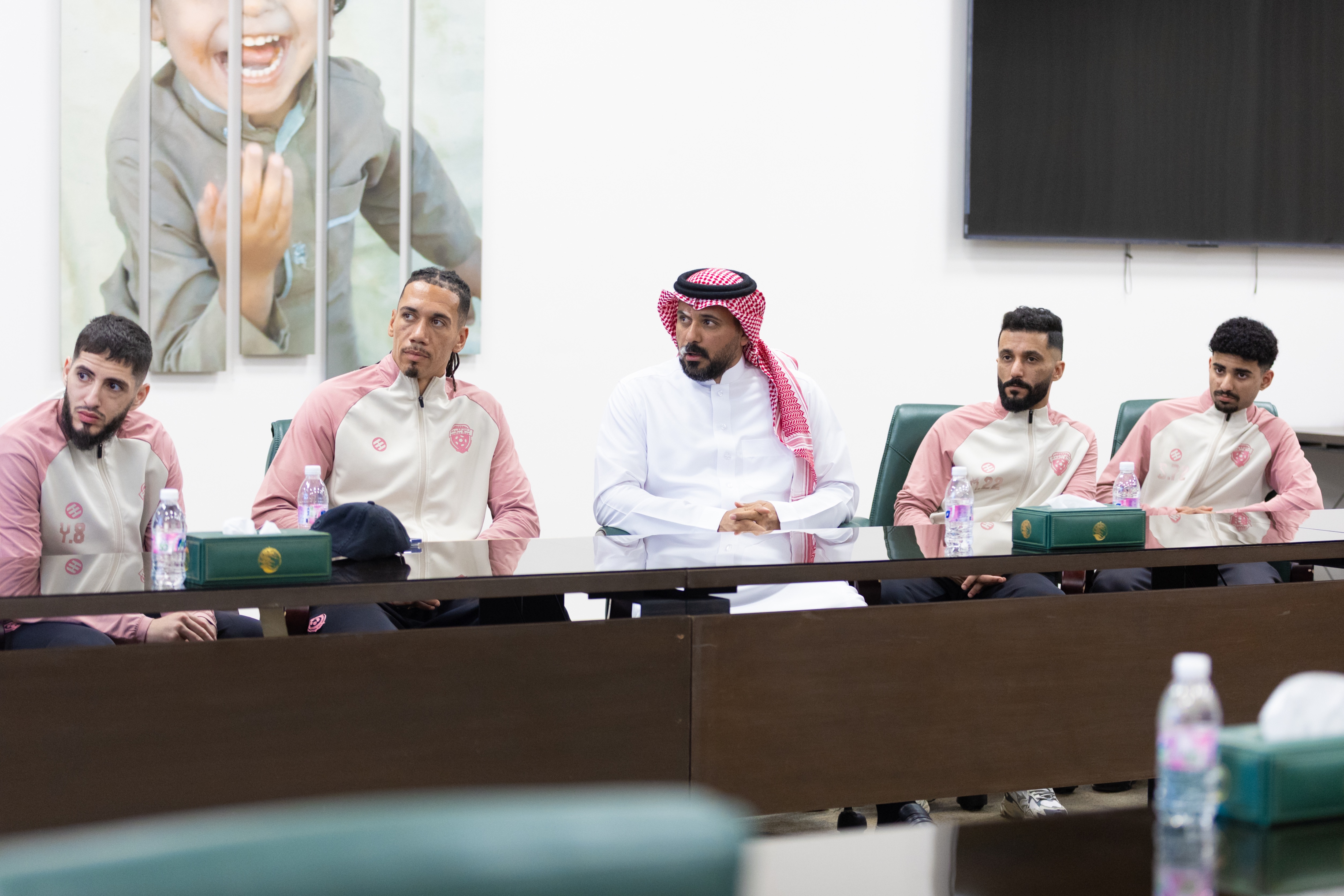 وفد نادي الفيحاء يطّلع على جهود مركز الملك سلمان للإغاثة والأعمال الإنسانية