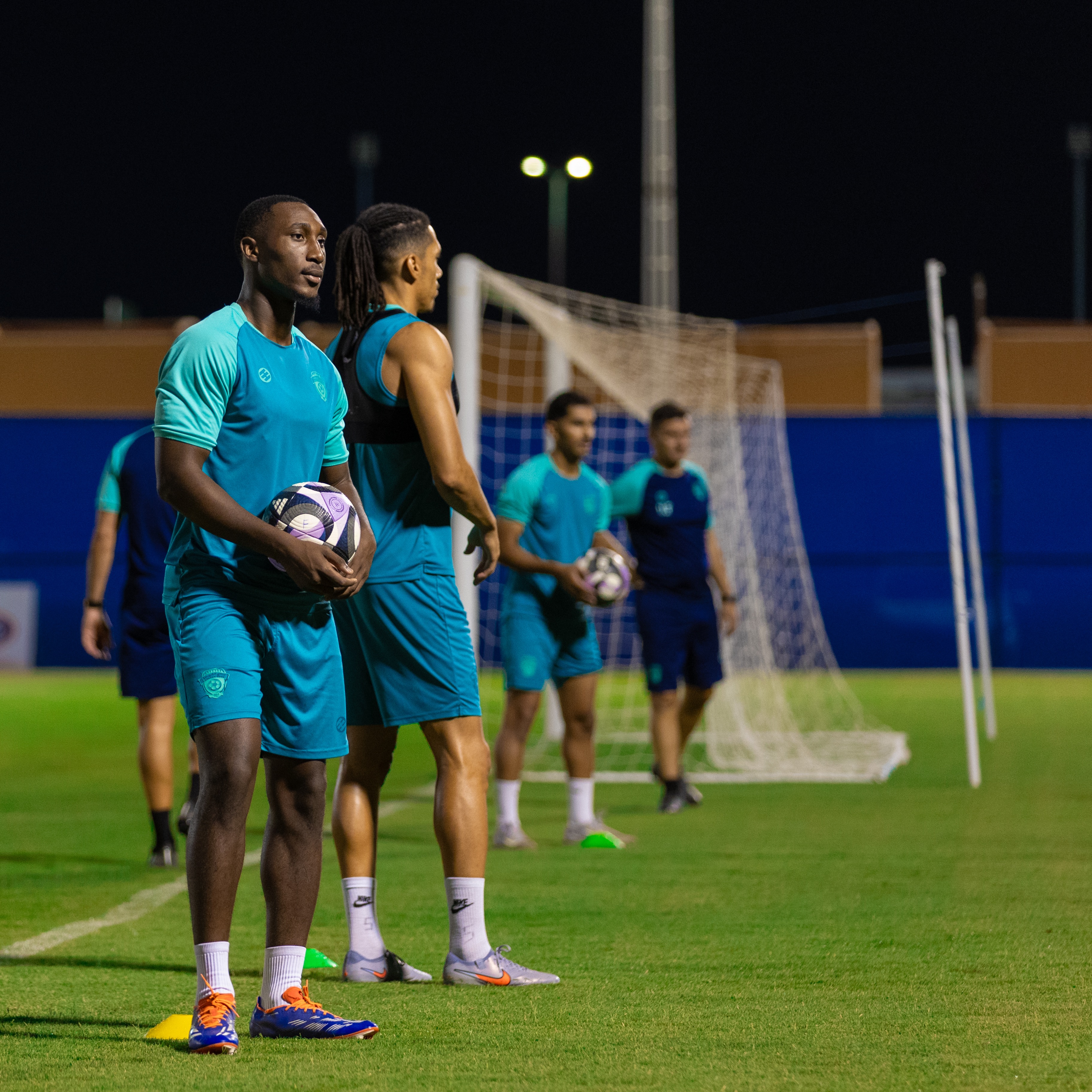 الفيحاء يواصل تدريباته في مقر النادي