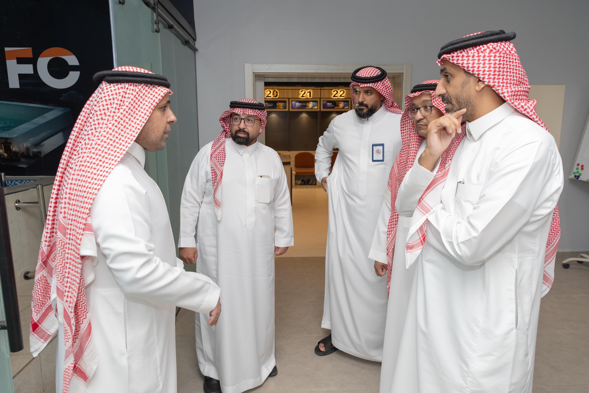 رئيس نادي الكوكب المهندس يزيد بن ناصر الزعاقي يزور الفيحاء