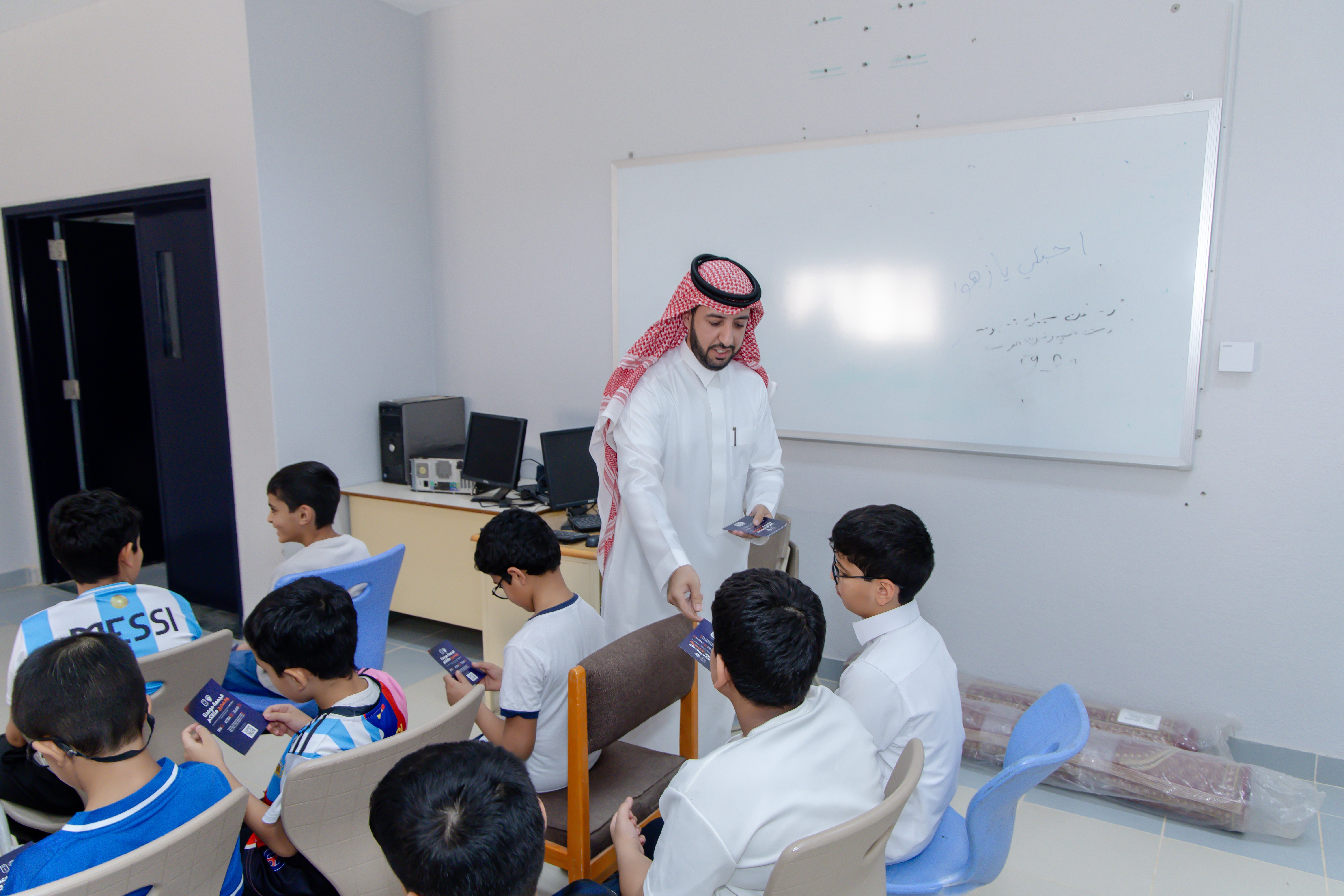 ضمن الحملة الترويجية لمبارة الفيحاء وأبها،الفيحاء يزور ابتدائية بلال بن رباح