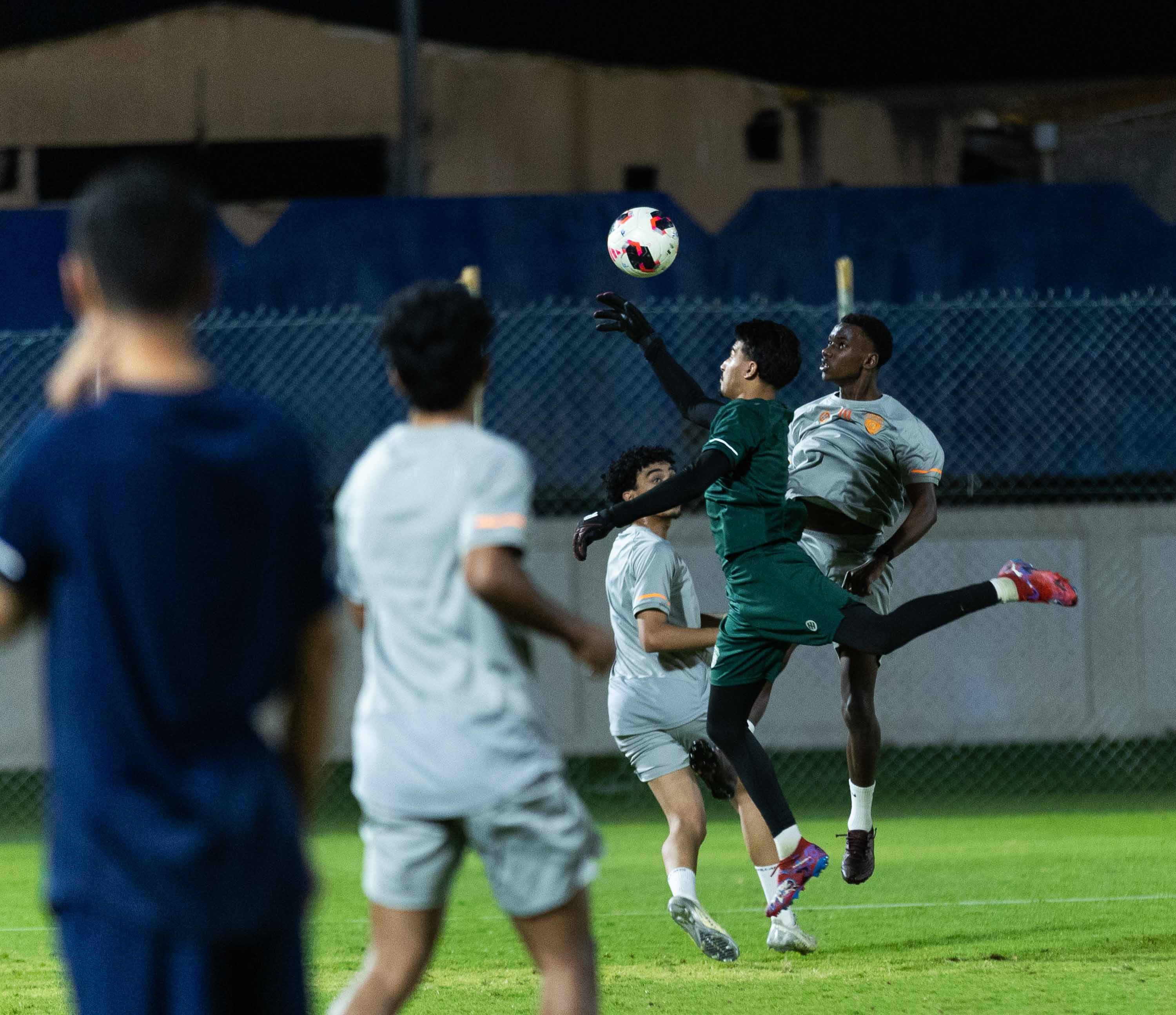 الفيحاء U21 ينهي تحضيراته استعدادًا لملاقاة الهلال .
