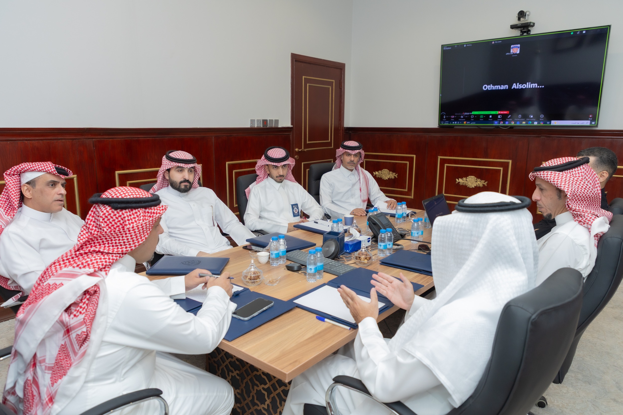 مجلس إدارة النادي يعقد اجتماعه الدوري