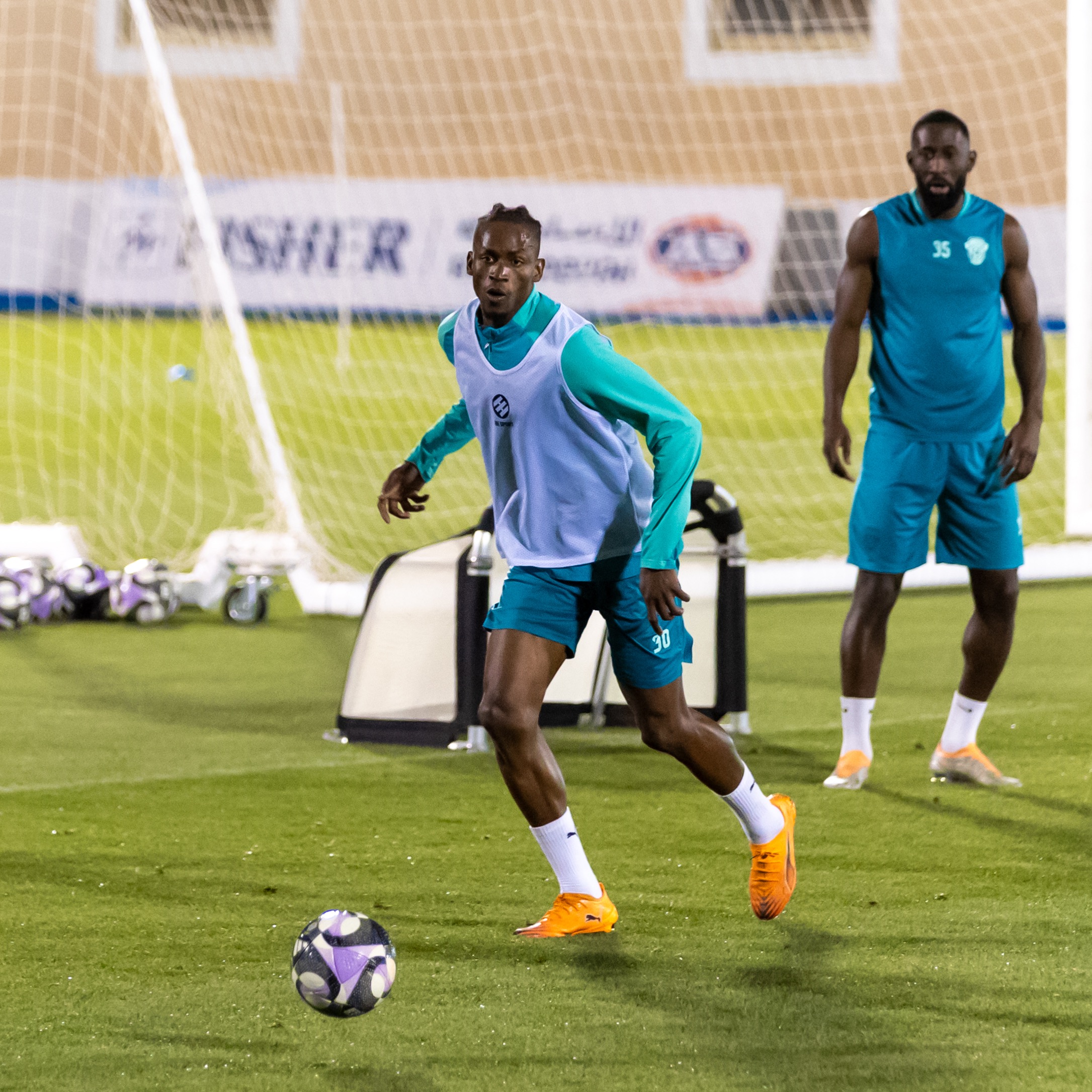 الفيحاء يواصل تدريباته في مقر النادي