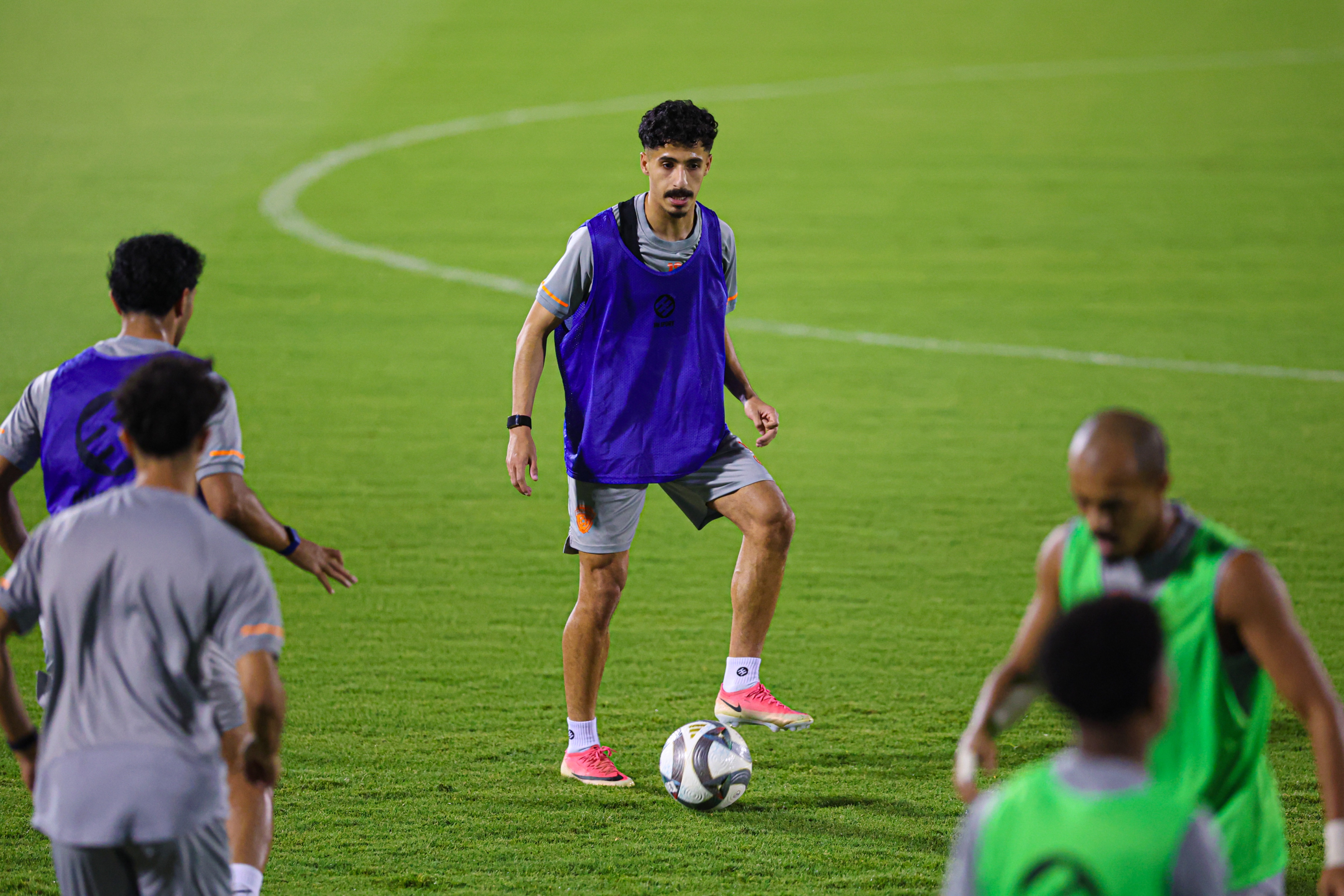 الفيحاء يواصل تدريباته في مقر النادي