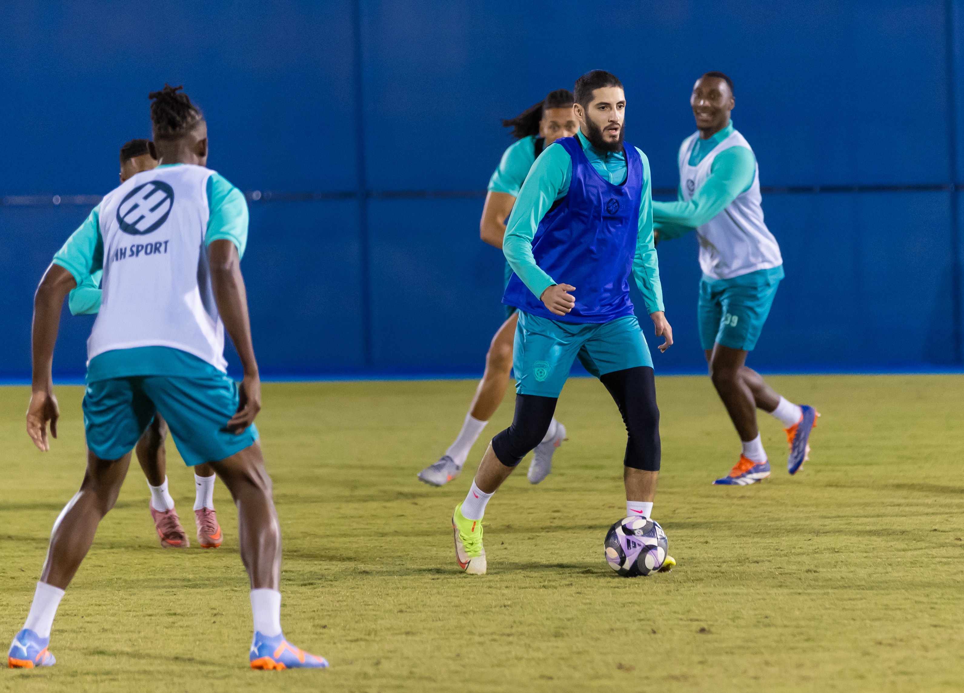 الفيحاء يستأنف تدريباته استعدادًا لعودة منافسات دوري روشن
