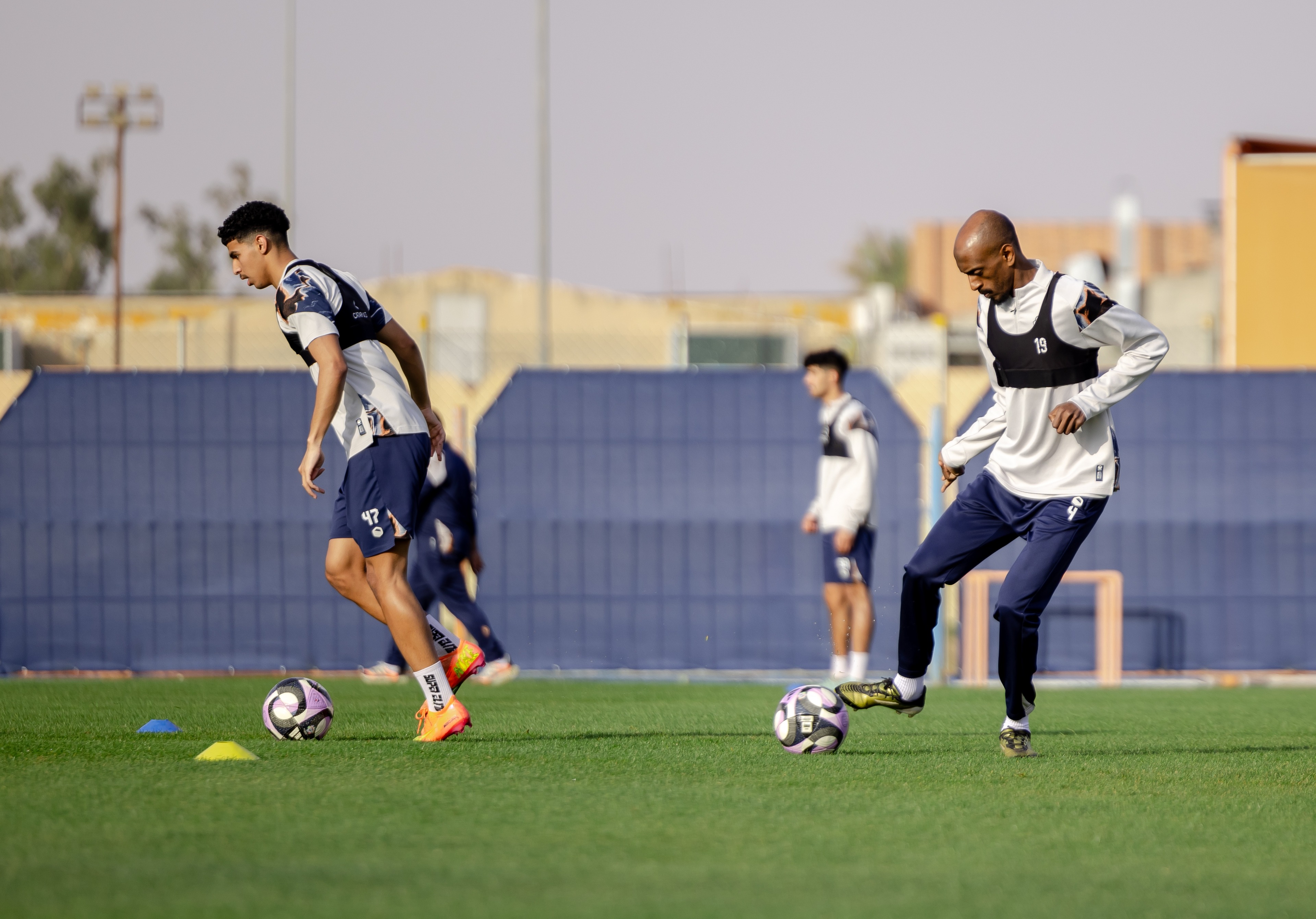 الفيحاء يواصل تدريباته اليومية استعداداً لمواجهة الرائد