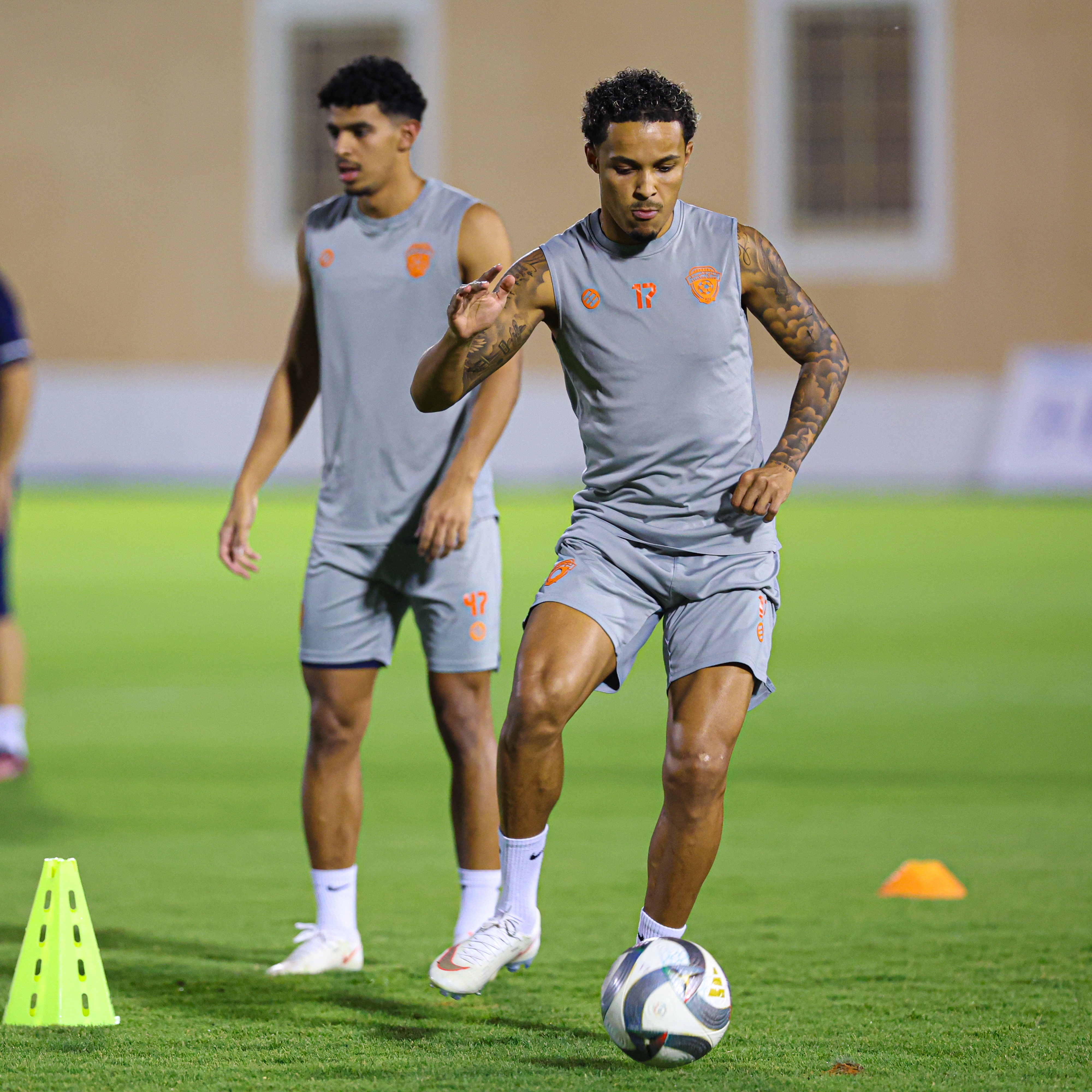 الفيحاء يواصل تدريباته في مقر النادي